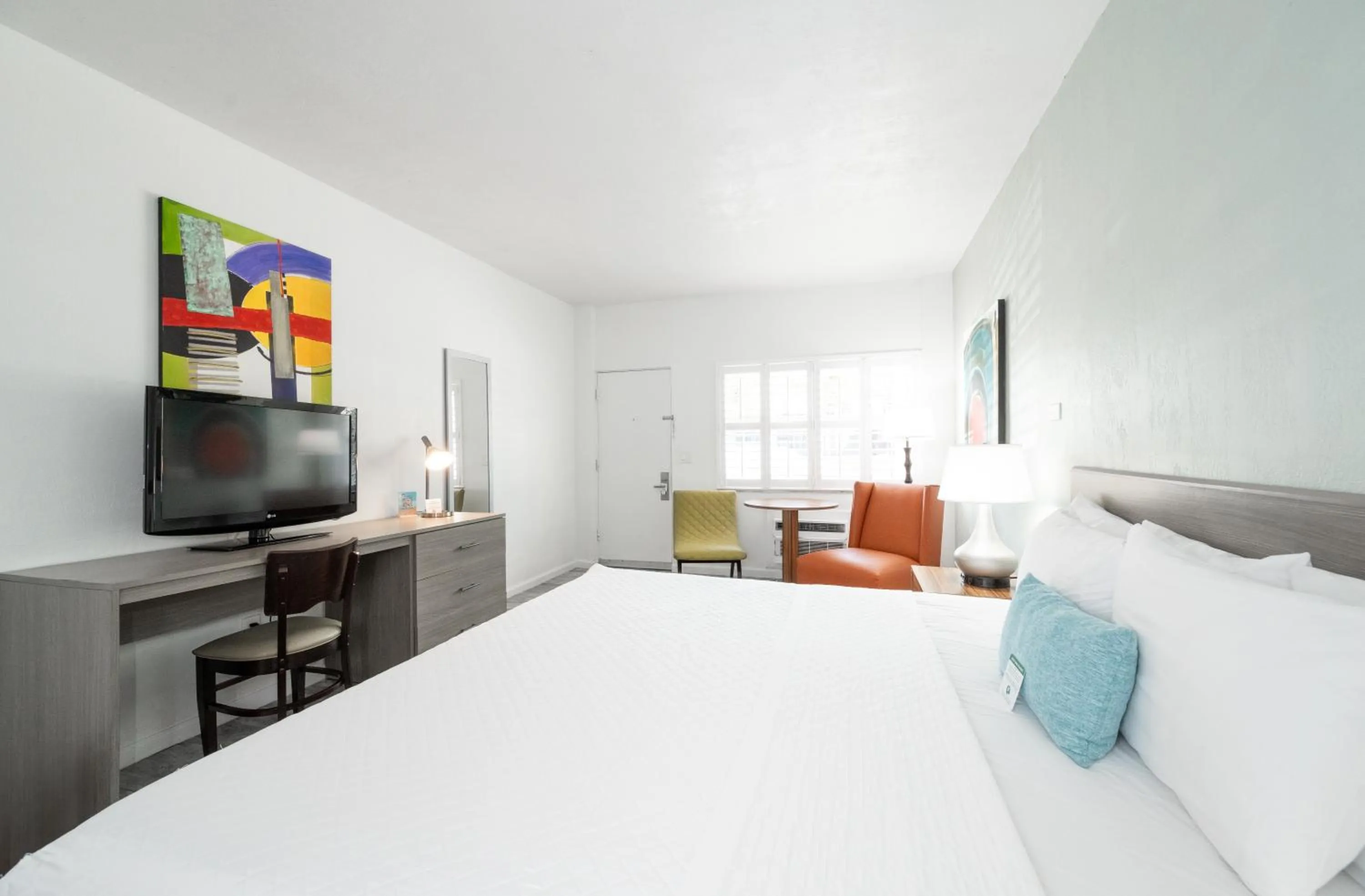 Bed in Blue Marlin Motel