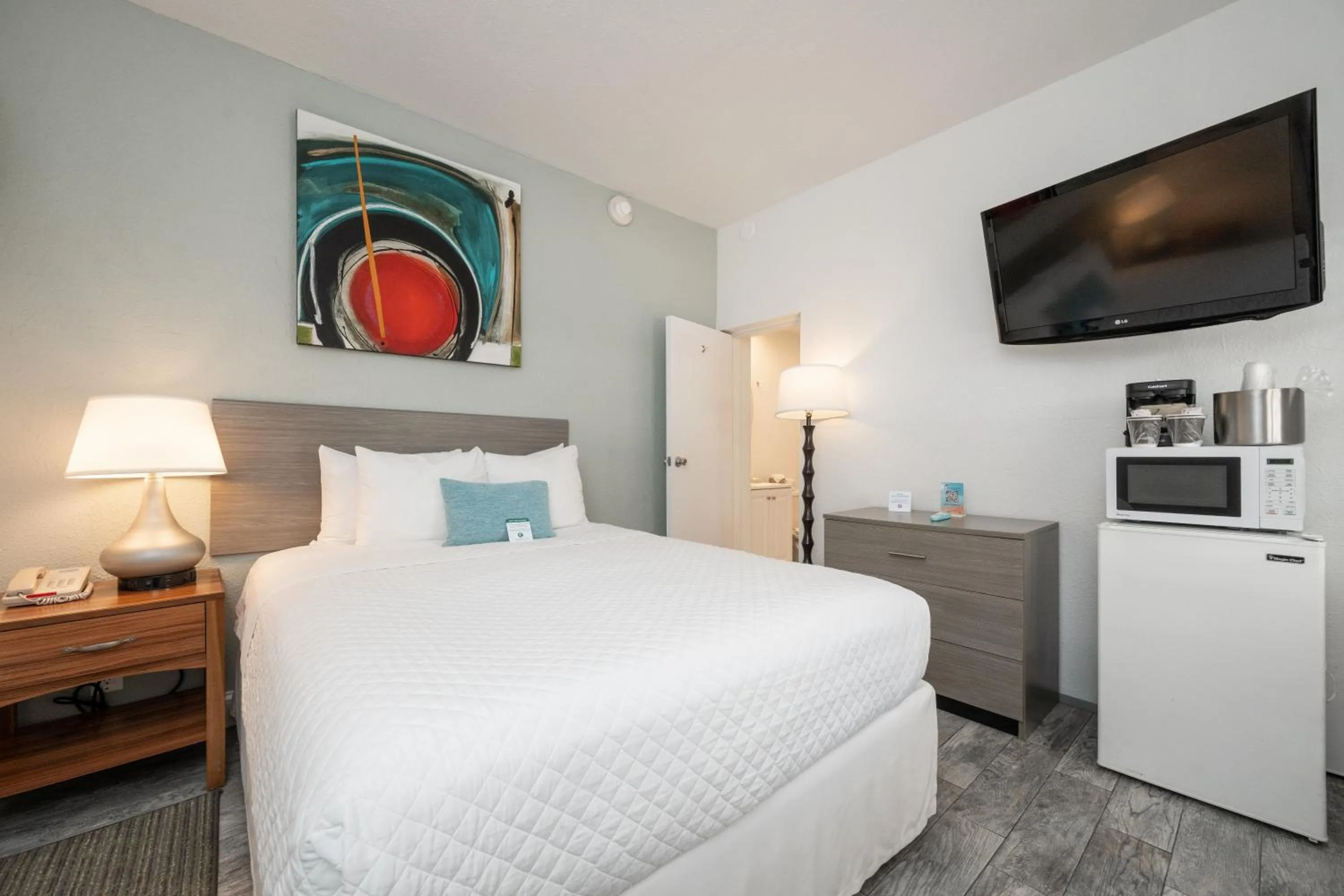 Bed in Blue Marlin Motel