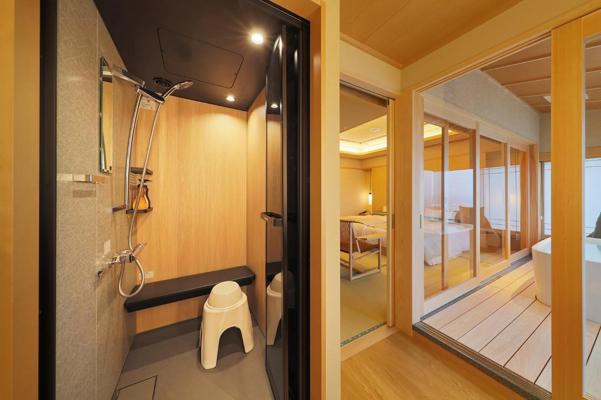 Bathroom in Kaike Shogetsu