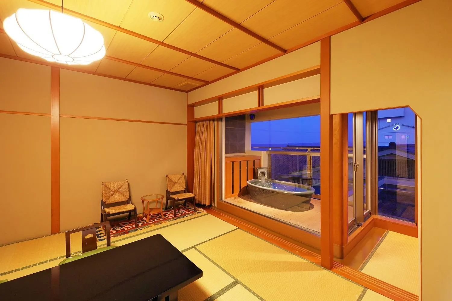 Open Air Bath in Kaike Shogetsu