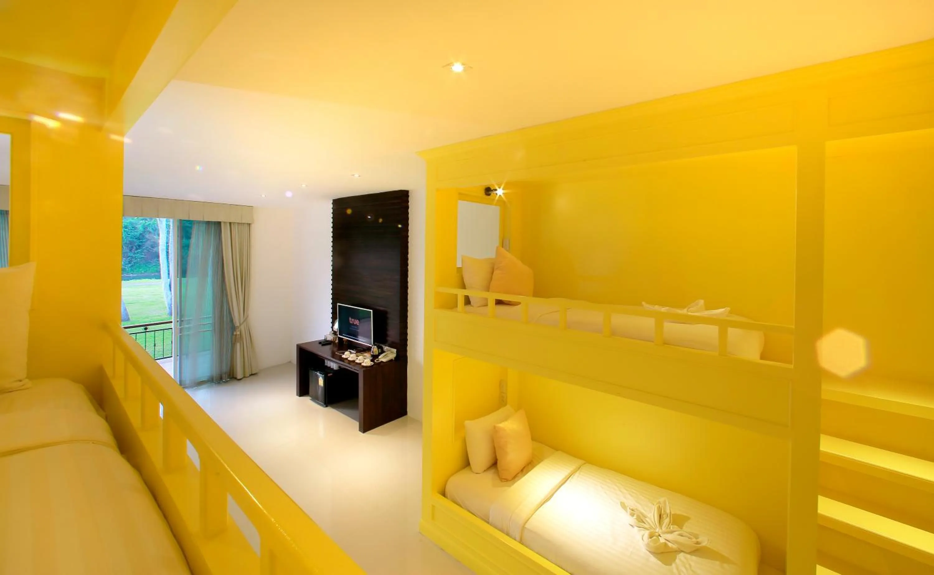 Decorative detail, Bed in Suan Sai Yok Resort