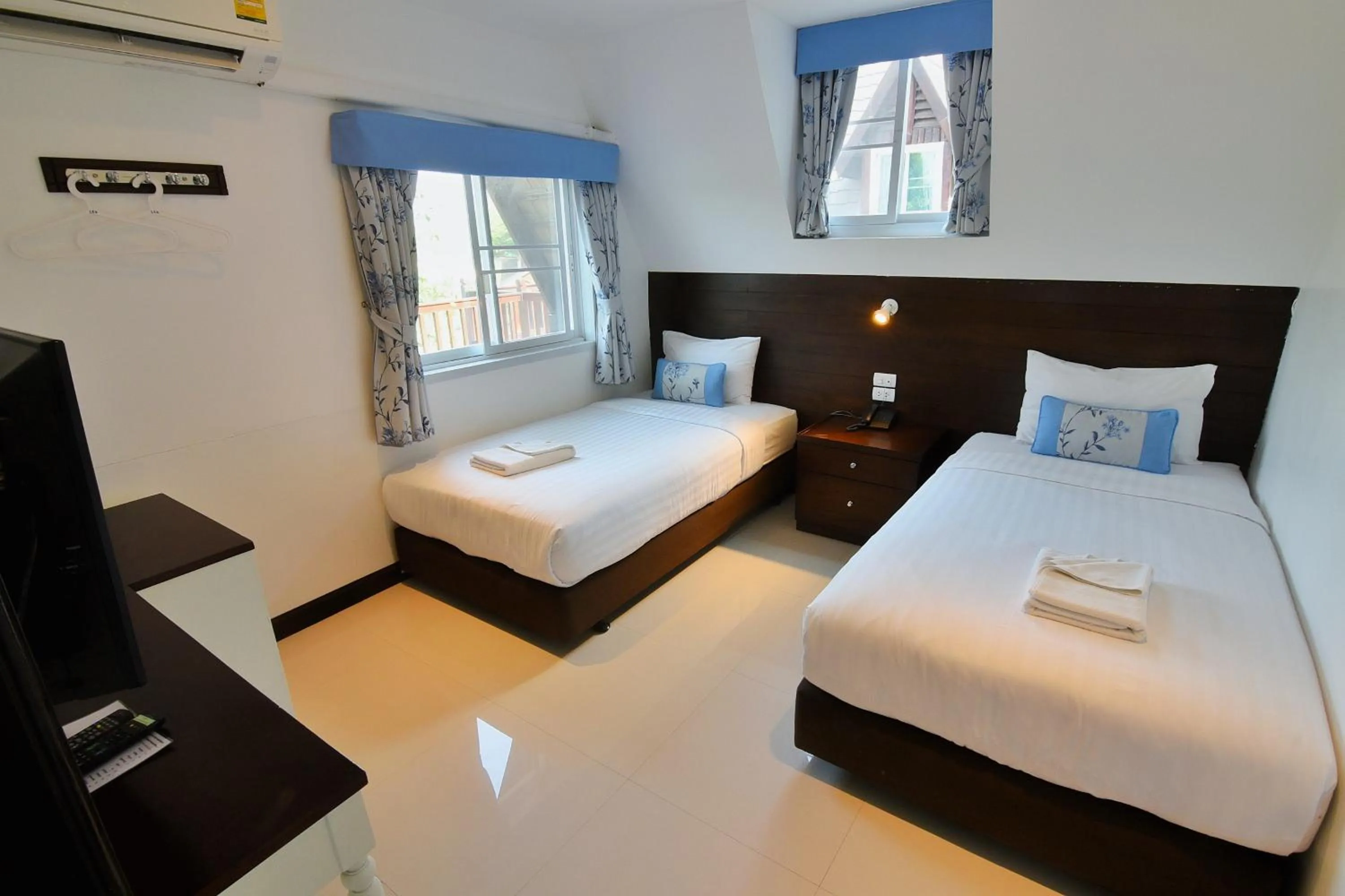Bed in Suan Sai Yok Resort