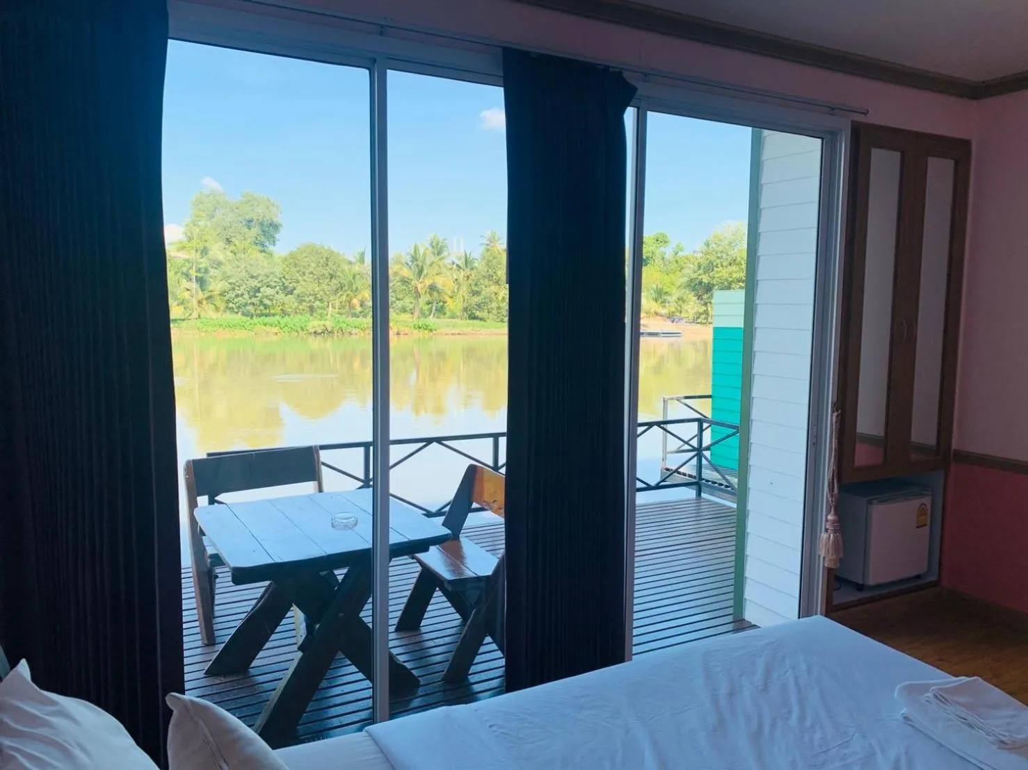 View (from property/room), Bed in Suan Sai Yok Resort
