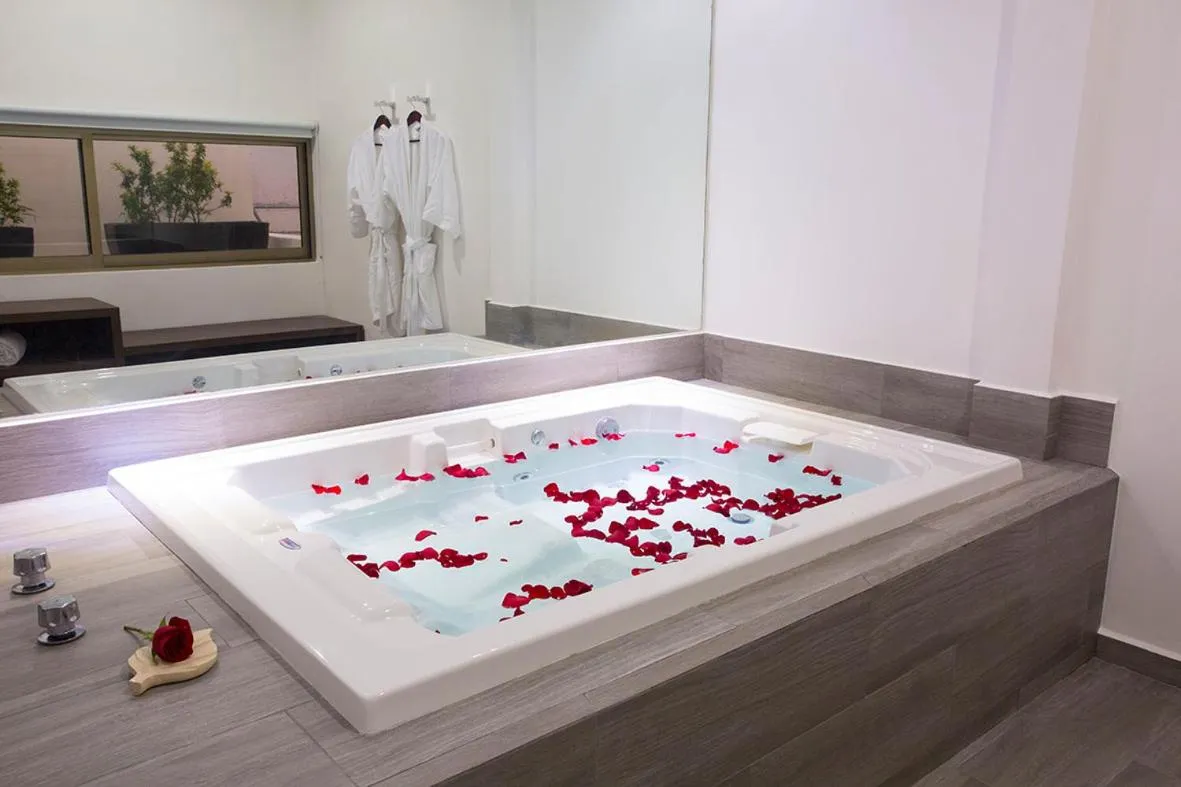 Mesón de la Luna Hotel & Spa