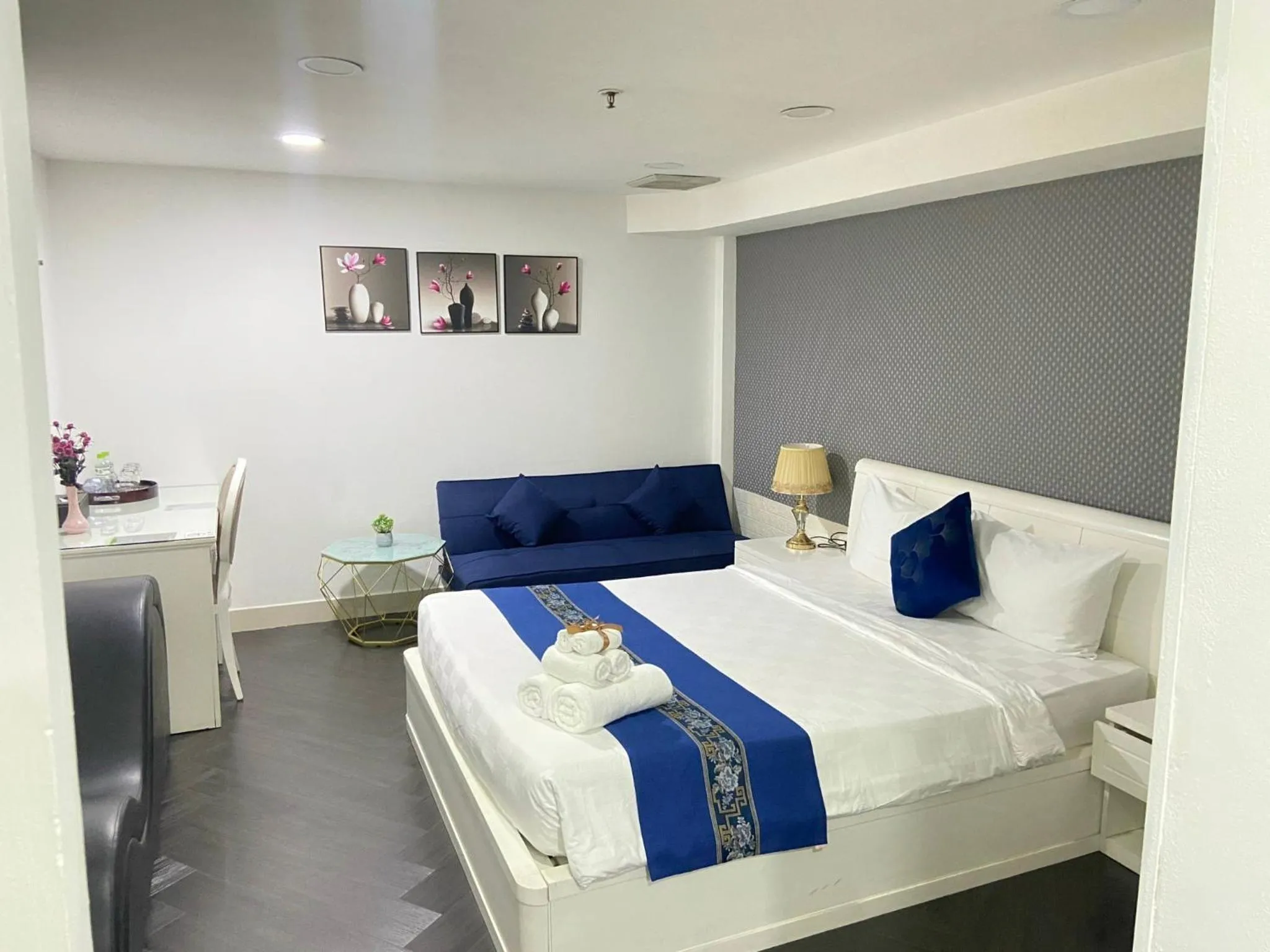 Bed in SABINA Residence - HCM