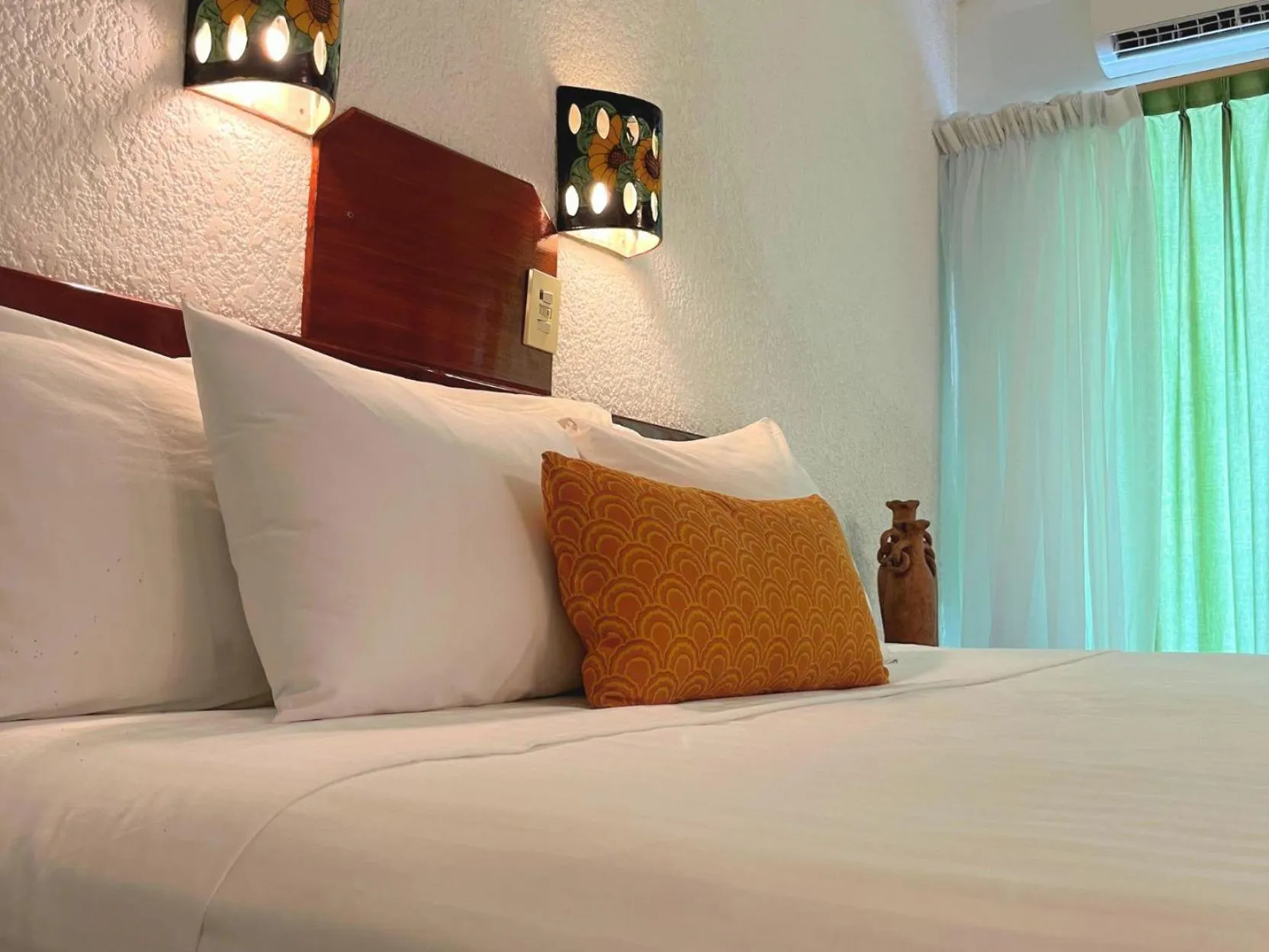 Bed in Hotel Maya Palenque