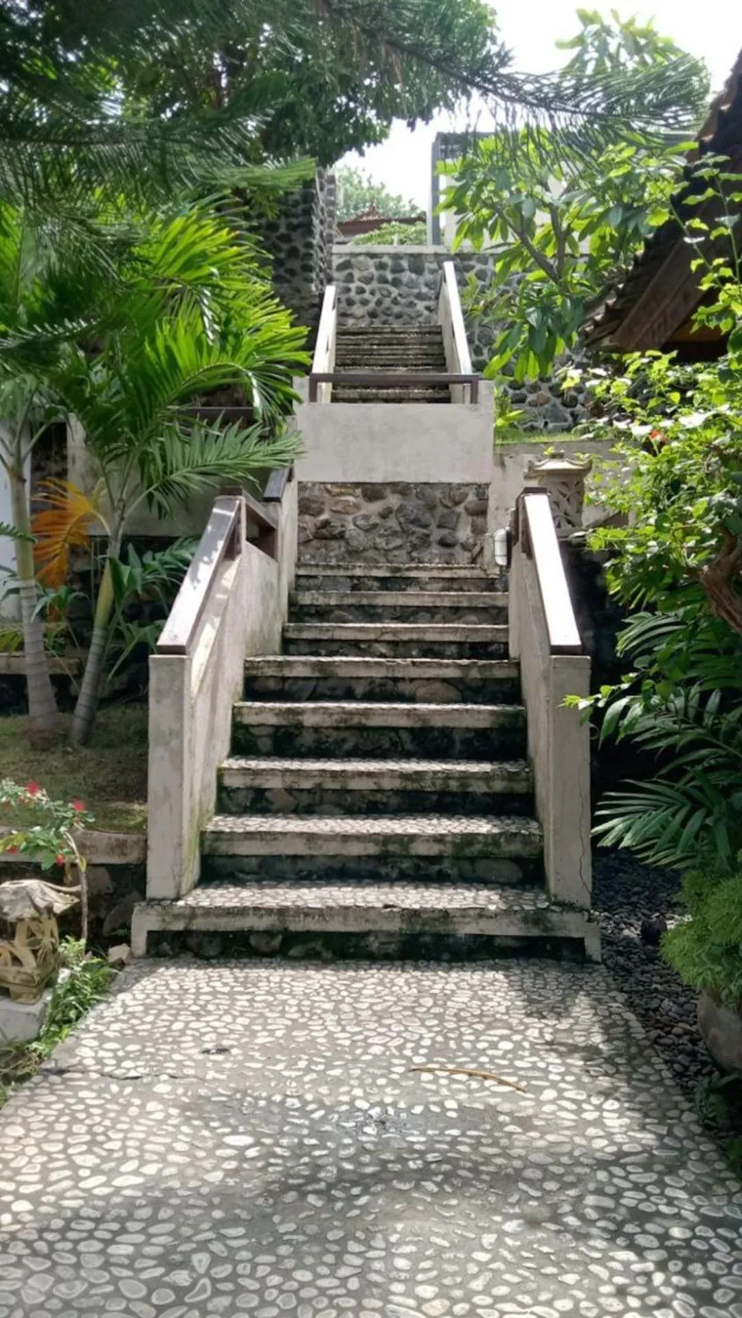 Facade/entrance in Bali Dream House
