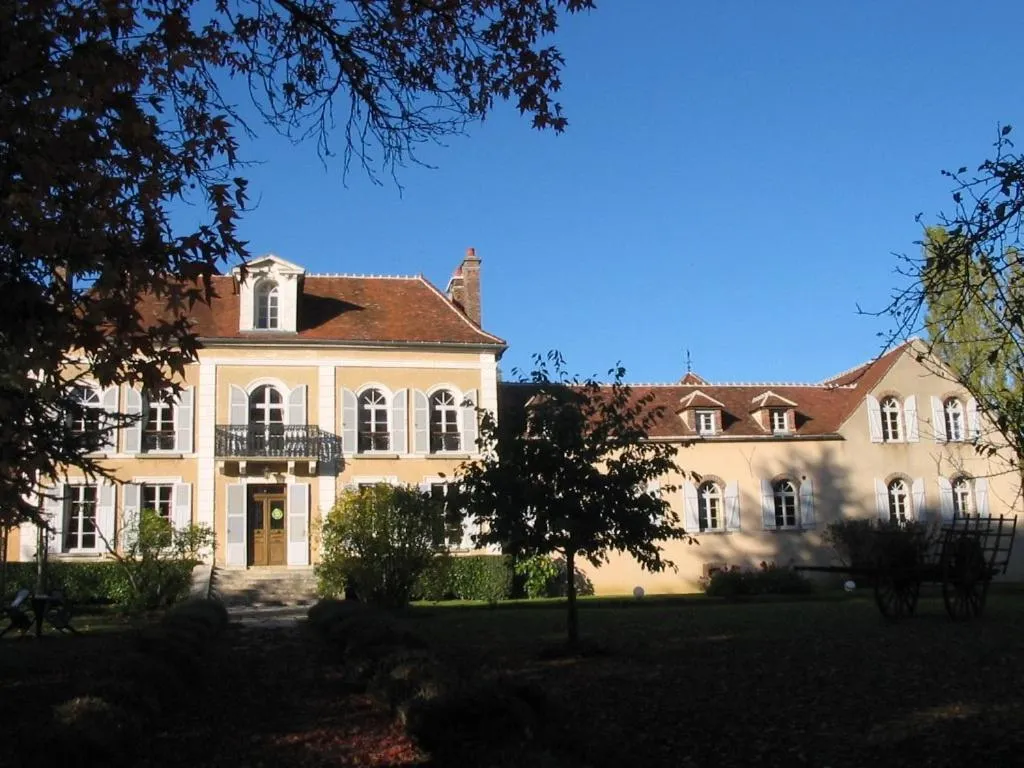 Property building in Domaine de Sainte Anne
