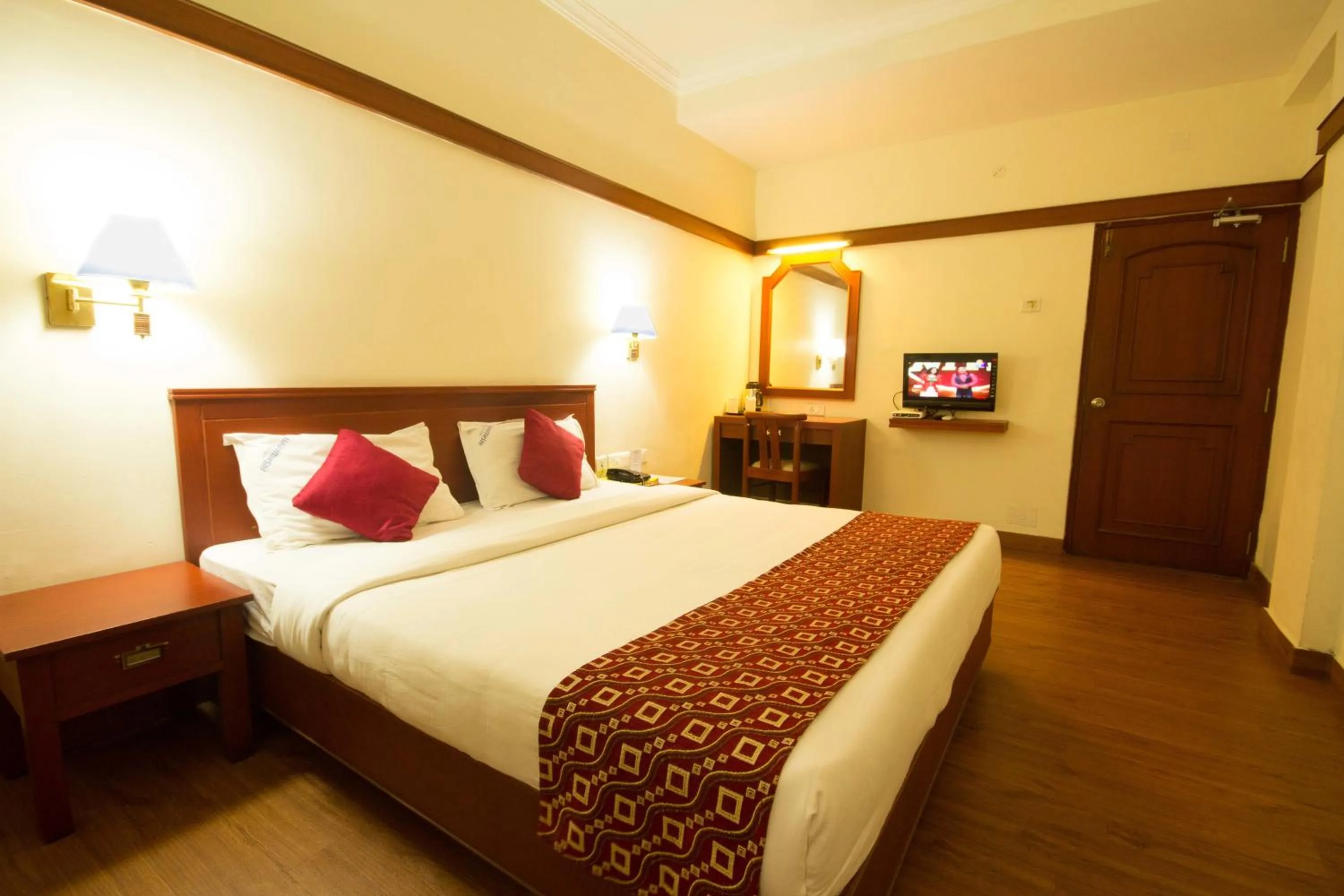 Bedroom, Bed in Hotel Aiswarya