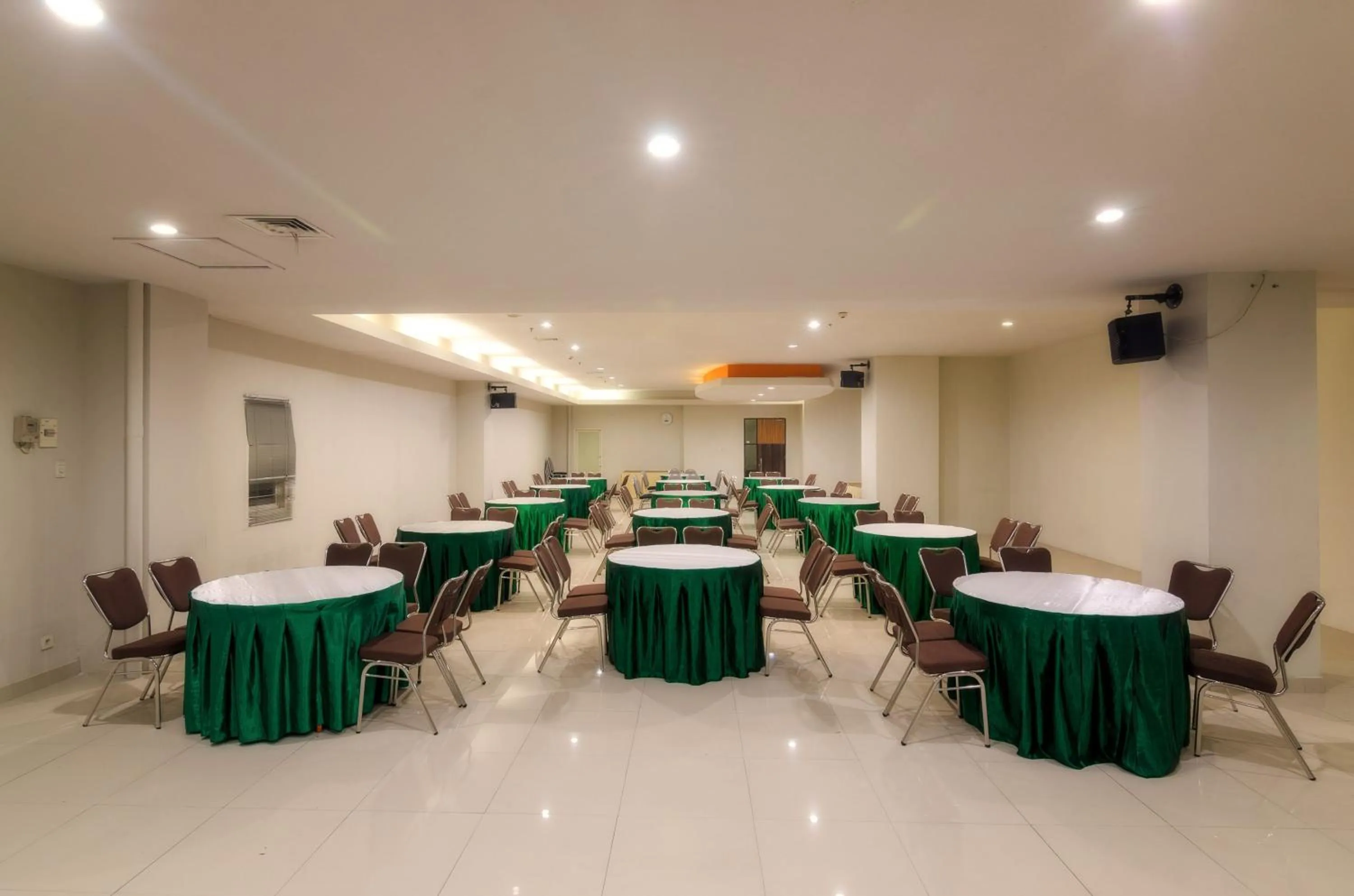 Meeting/conference room in The Square Surabaya Hotel