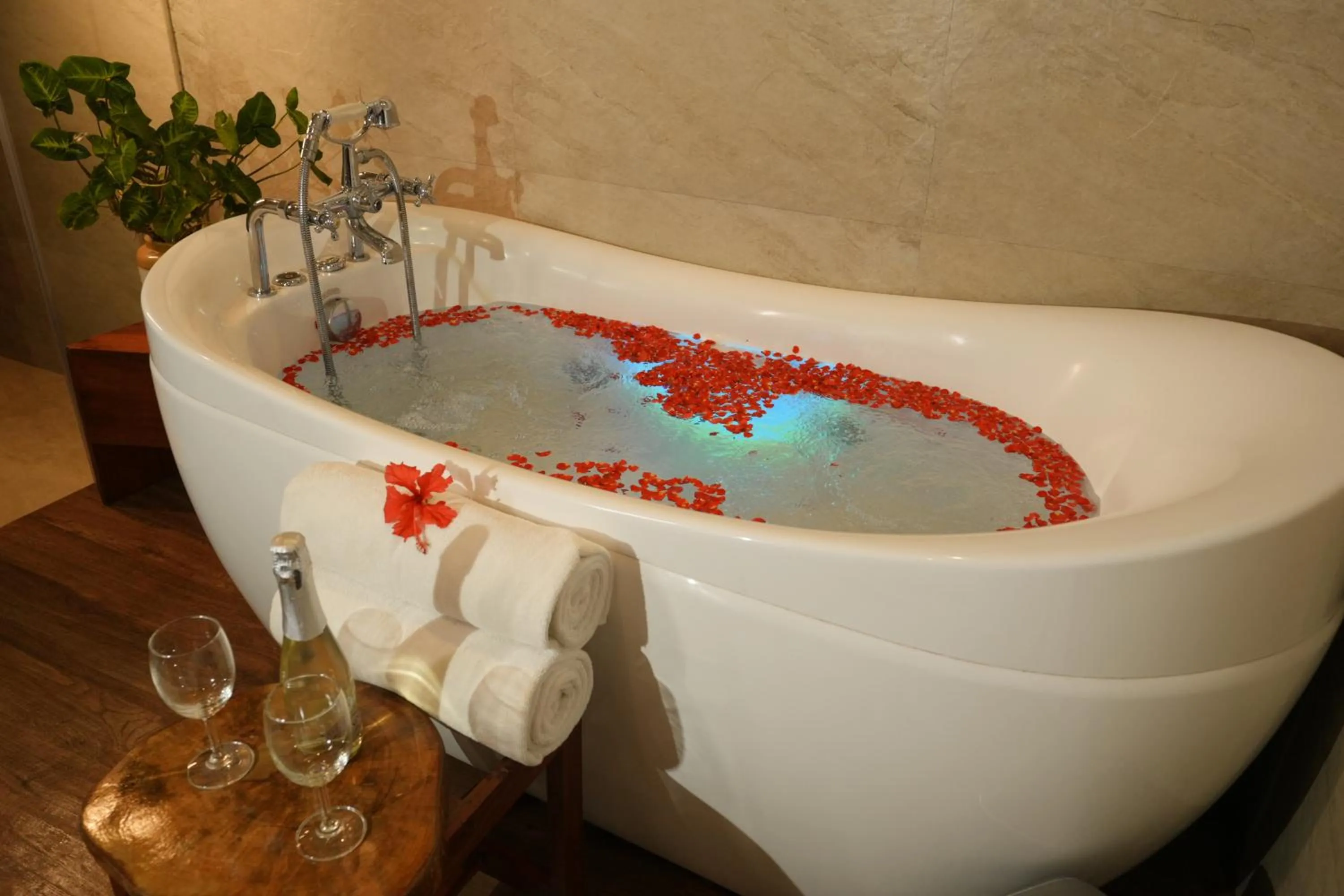 Bath in Blackberry Hills Munnar Nature Resort & Spa