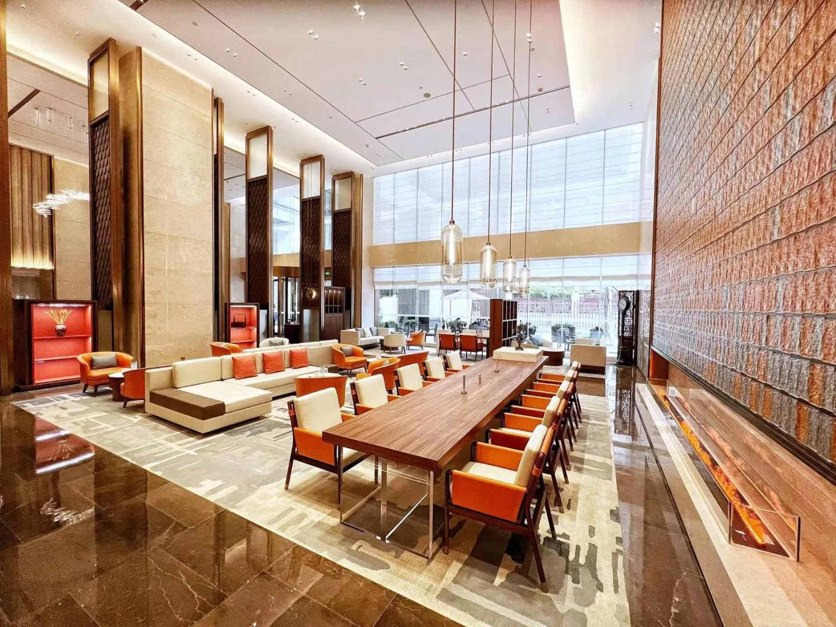 Lobby or reception in Landmark International Hotel