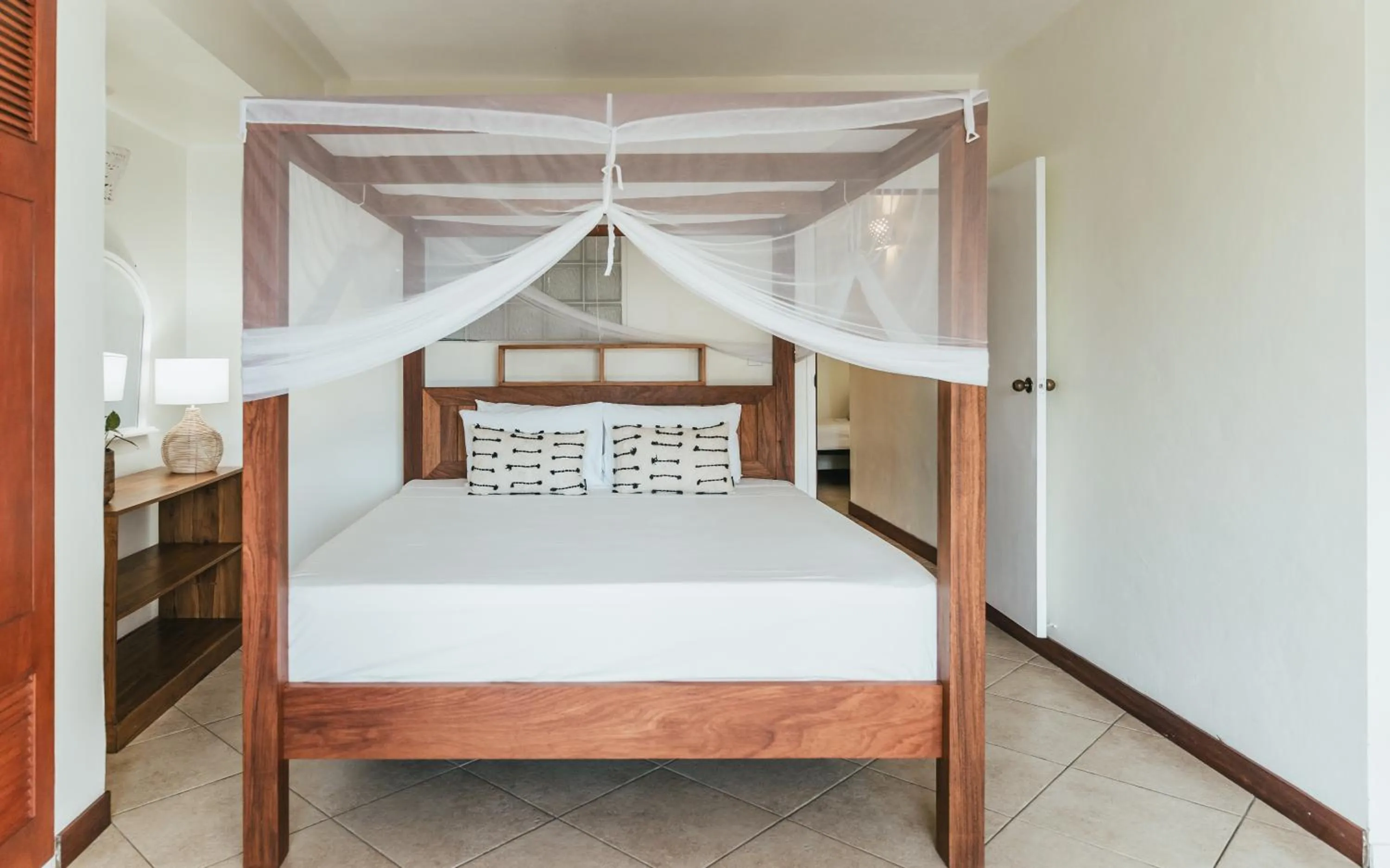Bed in Fatumaru Lodge