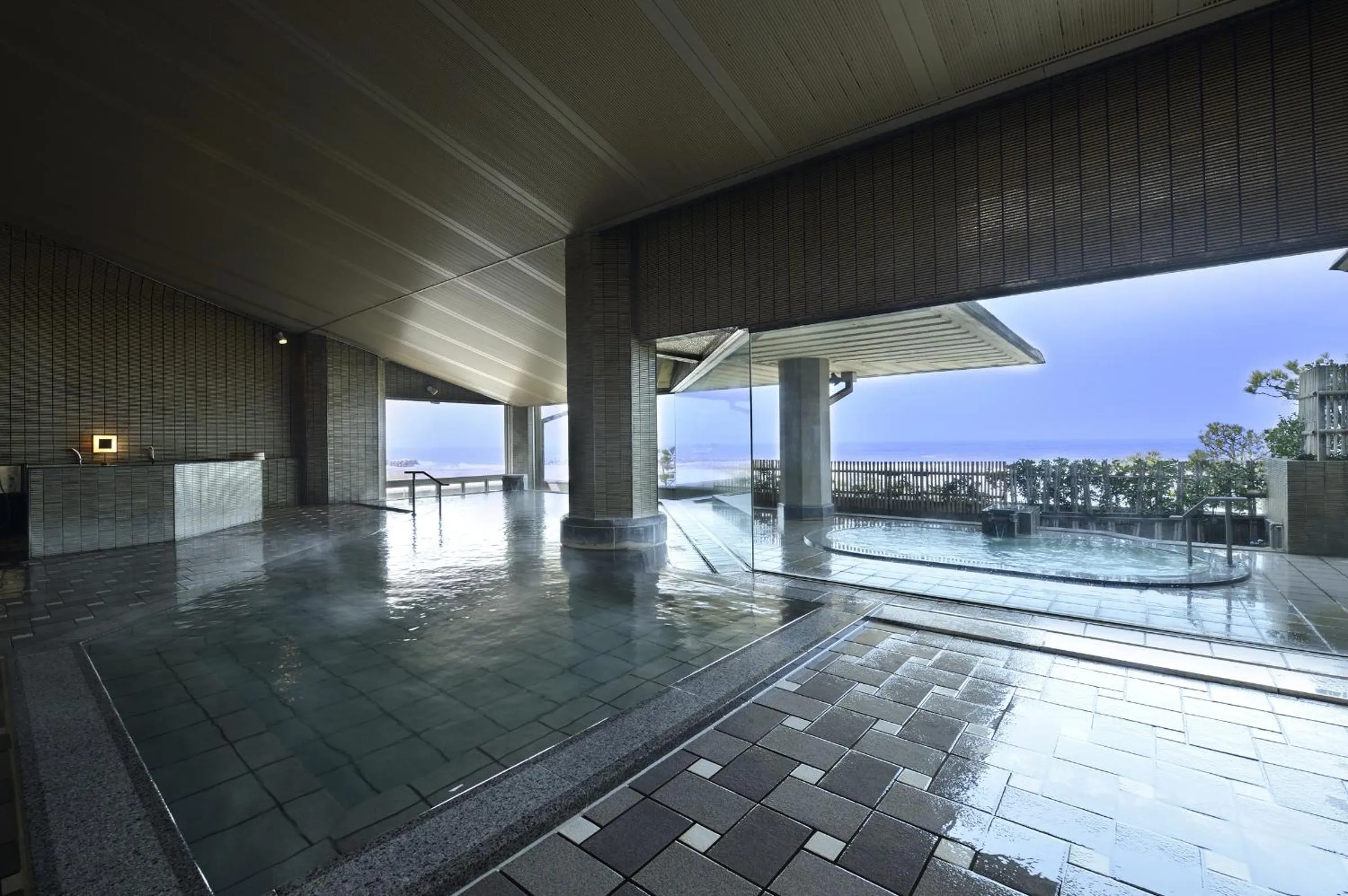Public Bath in Kaike Grand Hotel Tensui