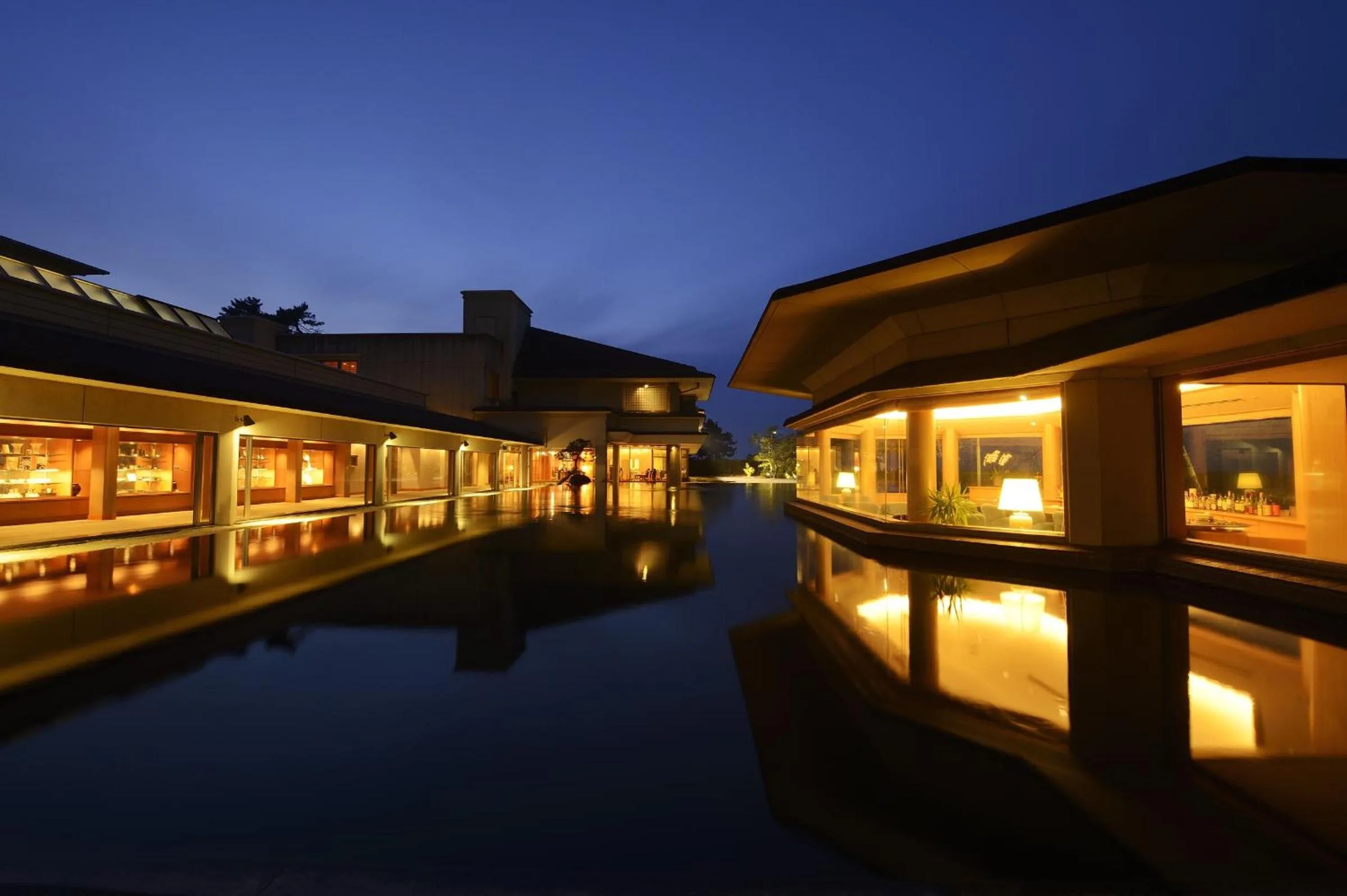 Property building in Kaike Grand Hotel Tensui