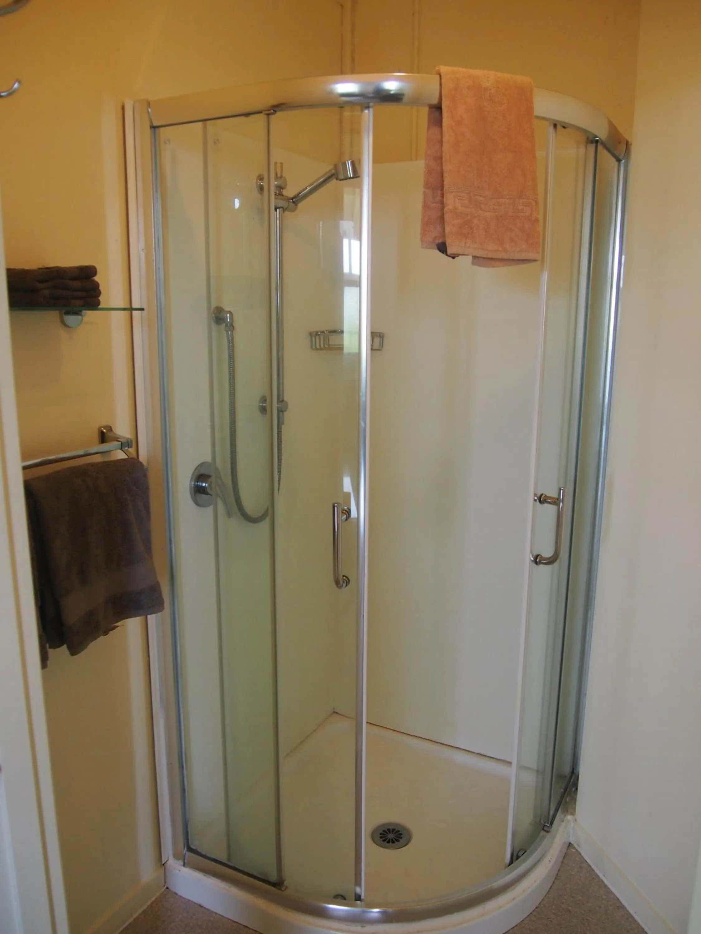 Bathroom in Manor Views NZ