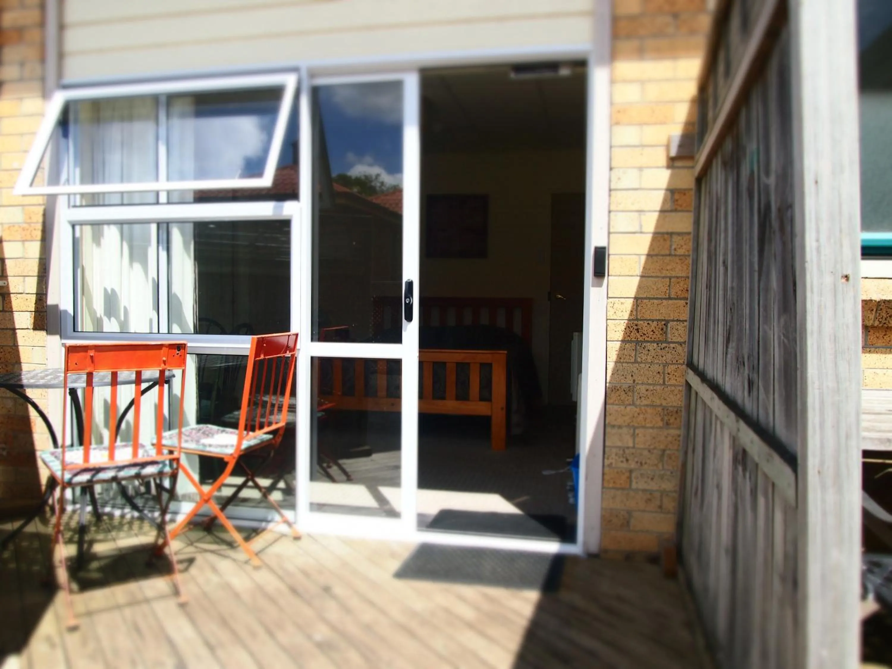 Facade/entrance in Manor Views NZ