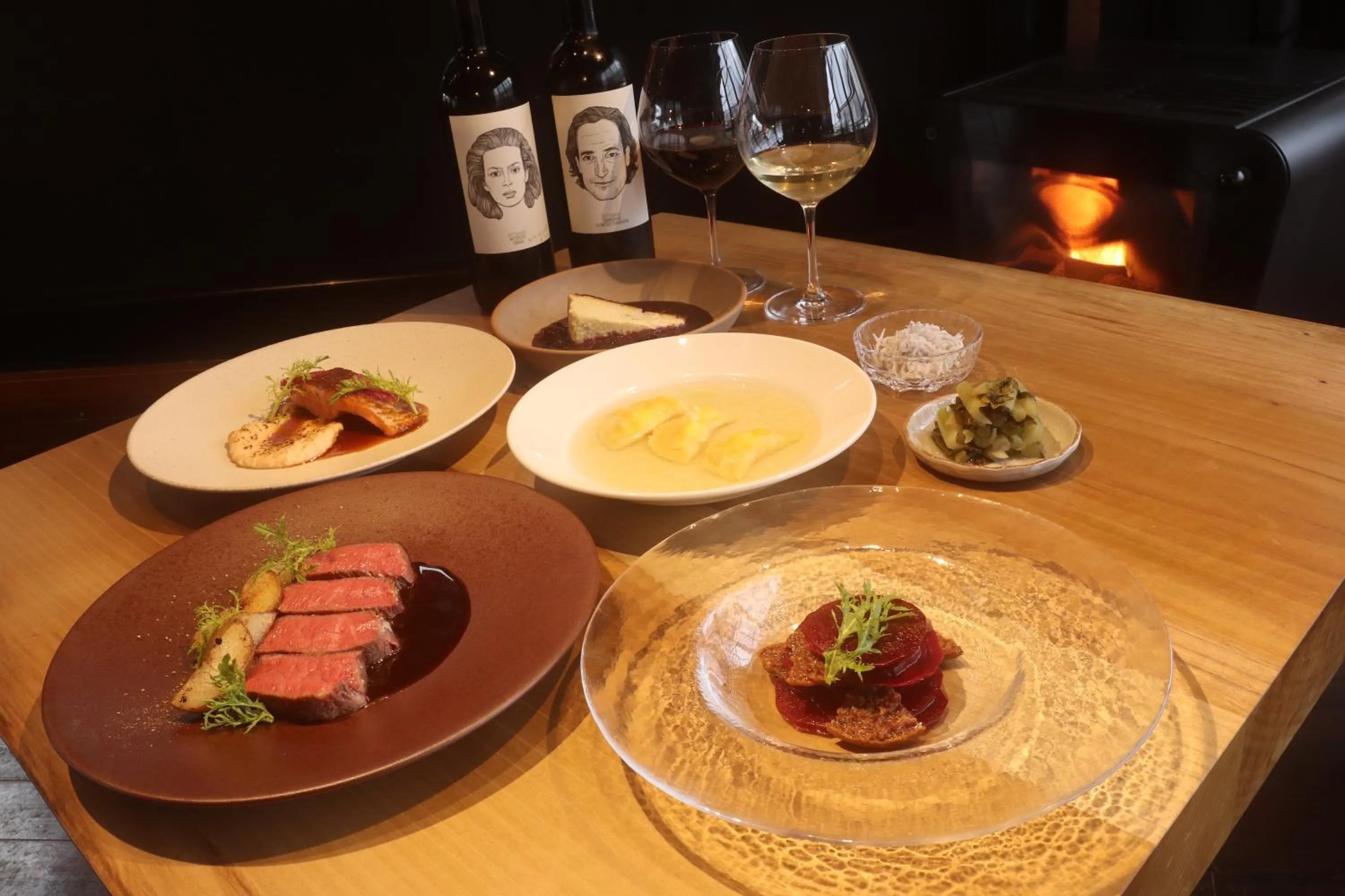 Restaurant/places to eat in Shirakaba