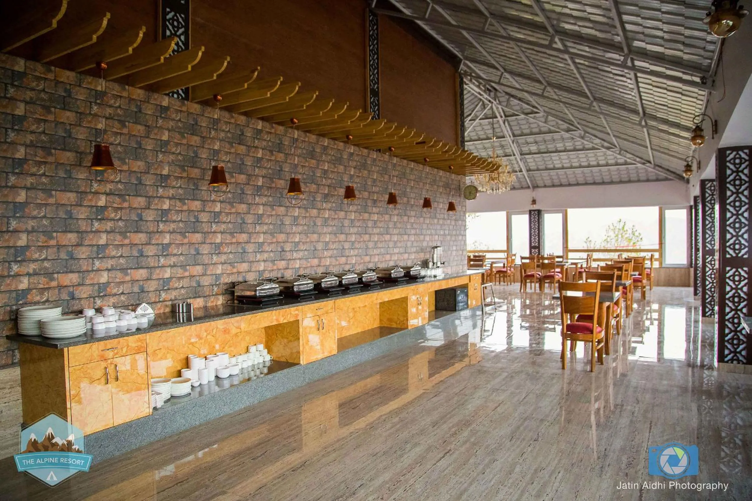 Restaurant/places to eat in Clarks Collection Lansdowne