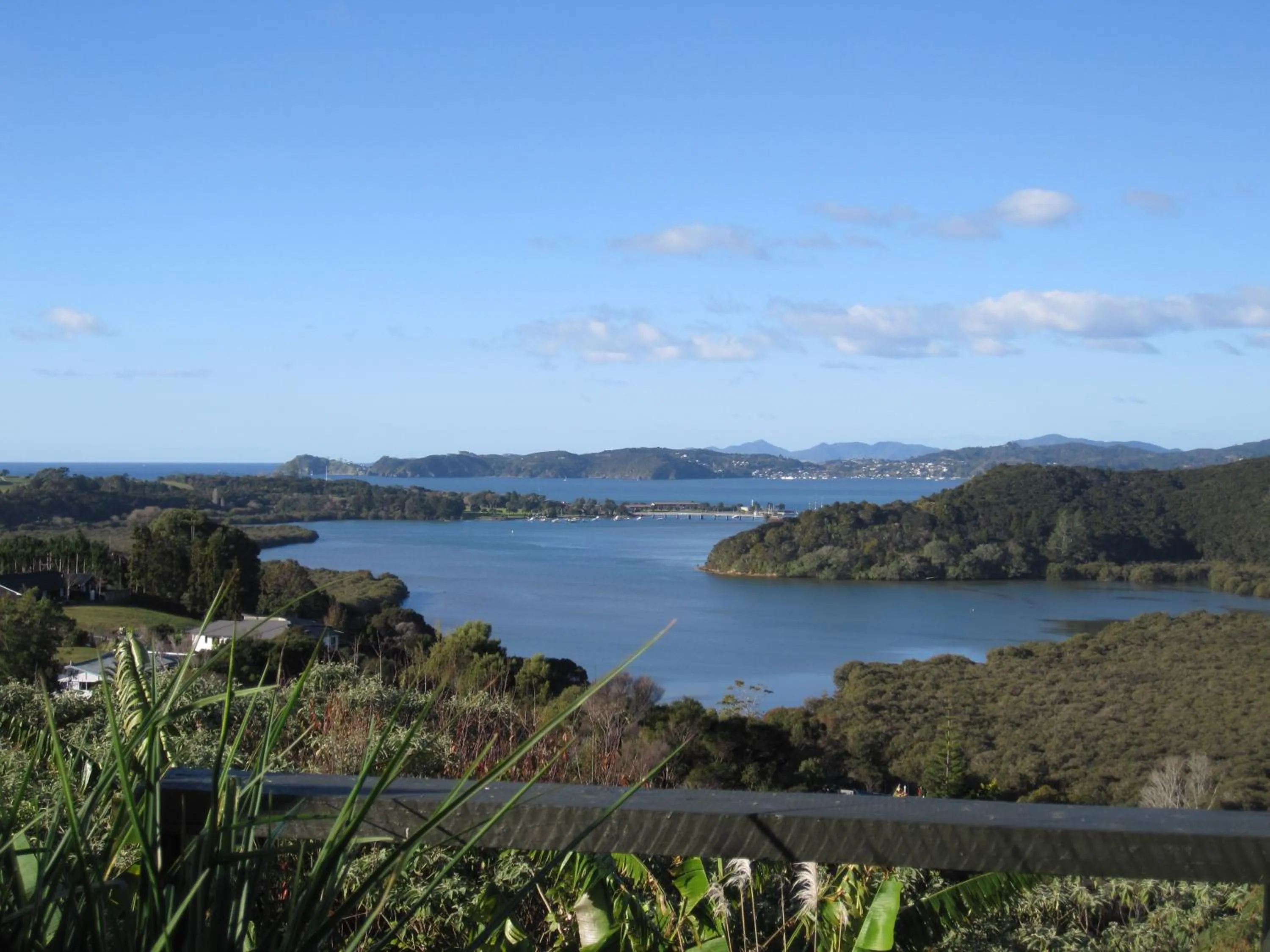 River view in Cook's Lookout Motel
