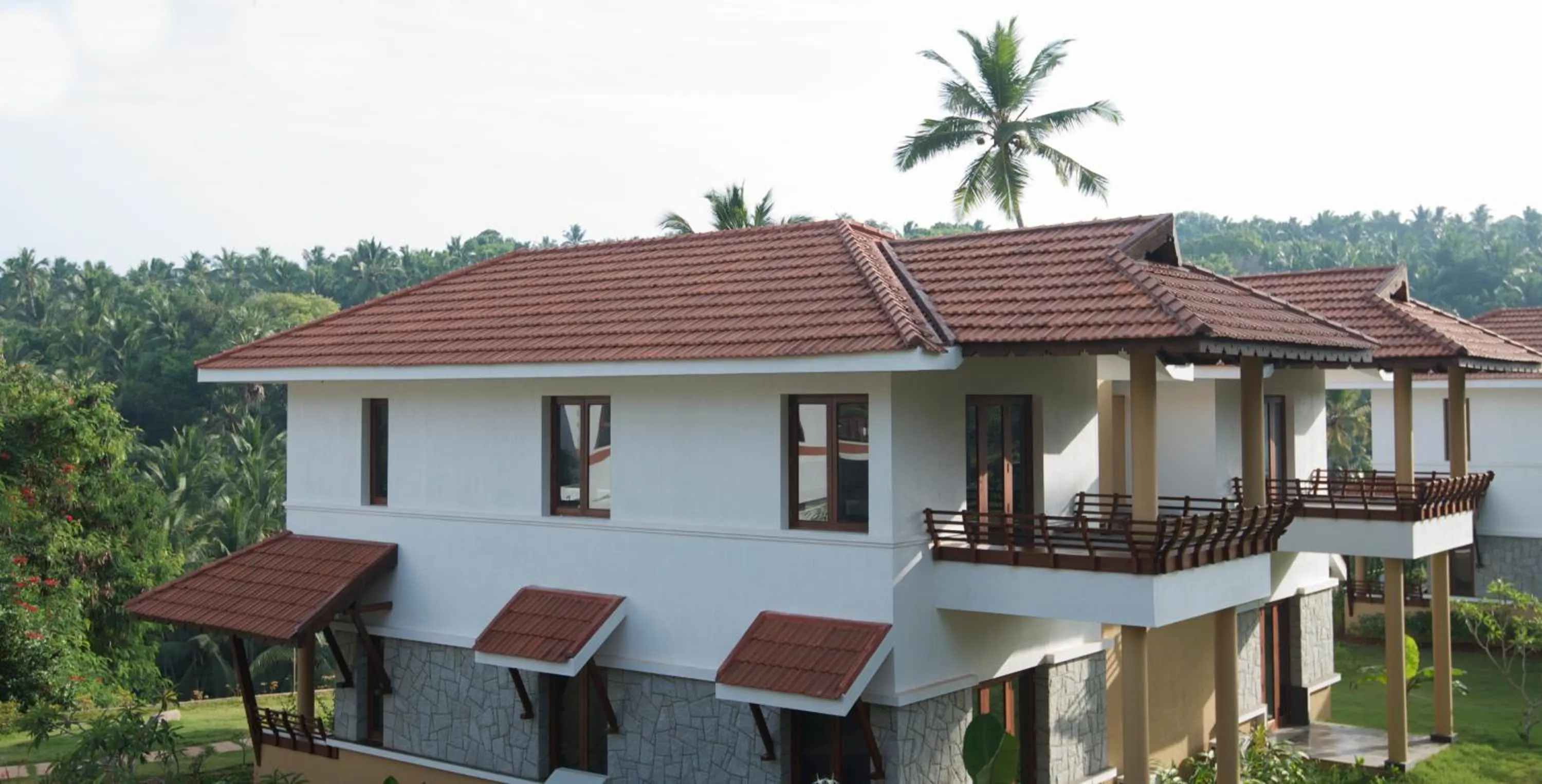 Property building in Niraamaya Wellness Retreats, Surya Samudra, Kovalam
