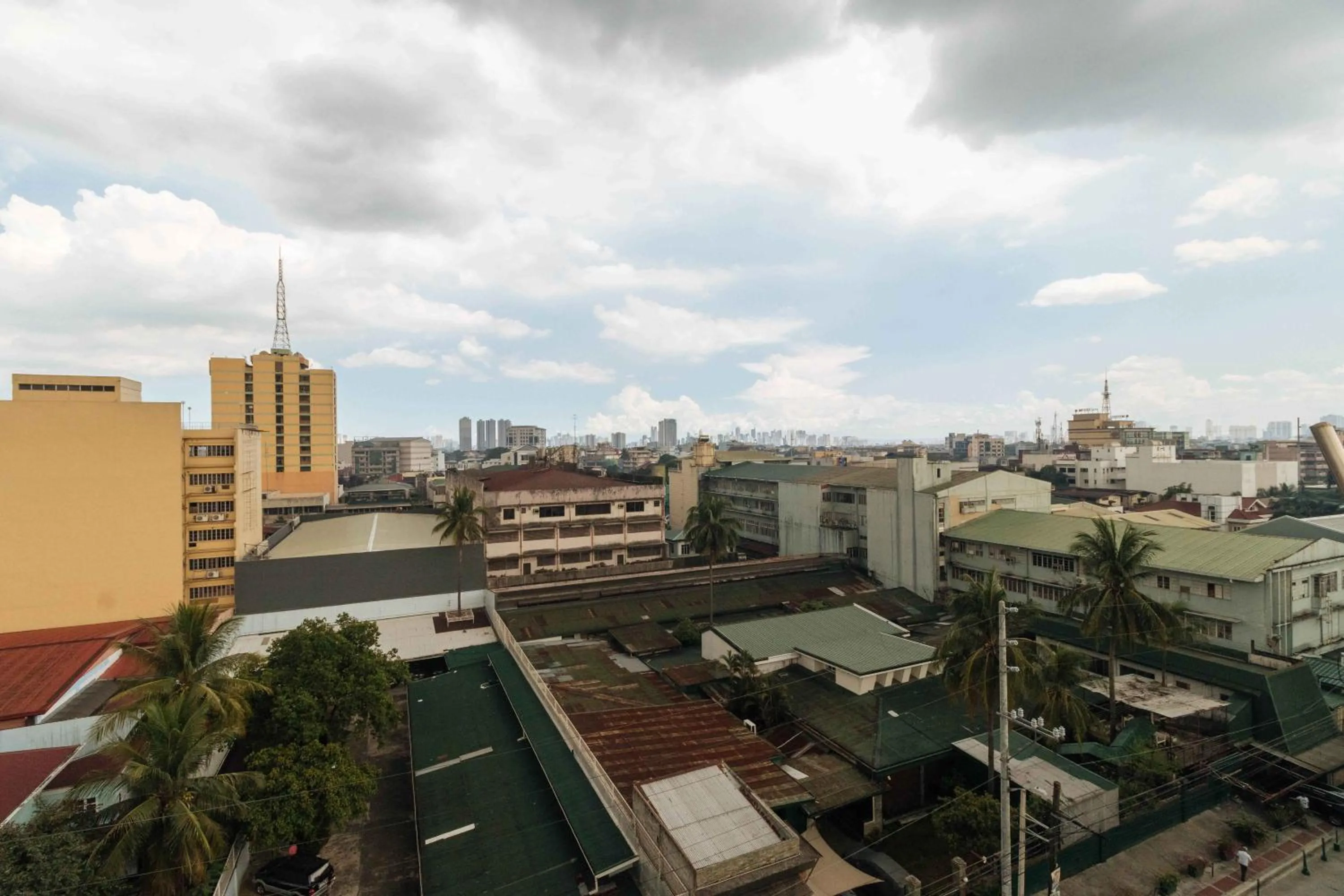 Property building in RedDoorz Plus at Banawe Quezon City