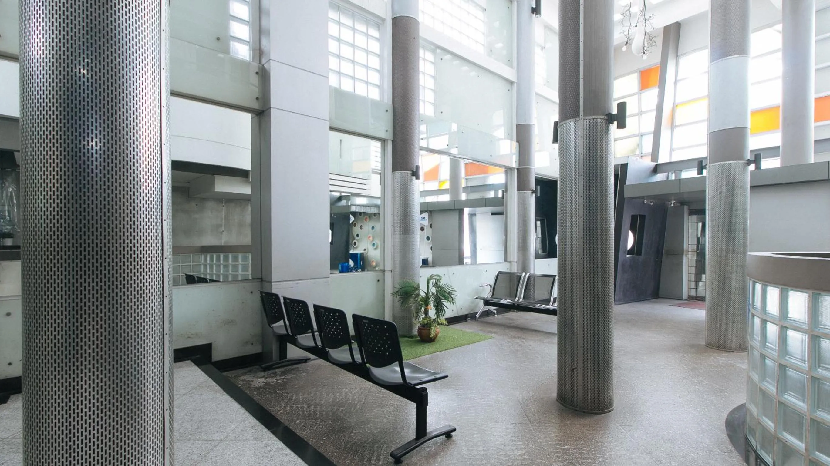 Lobby or reception in RedDoorz Plus at Banawe Quezon City