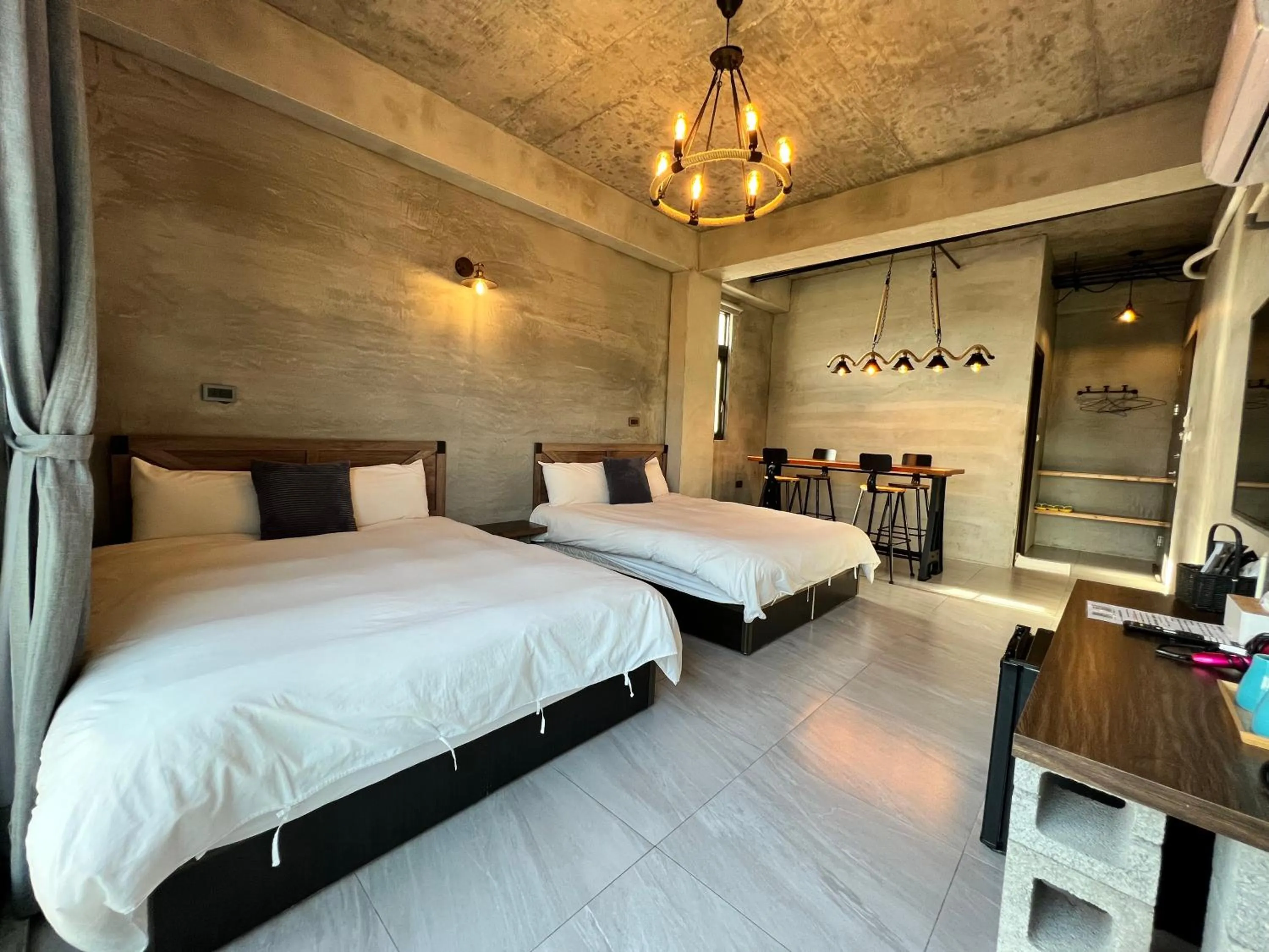 Photo of the whole room, Bed in Kenting Peninsula Inn