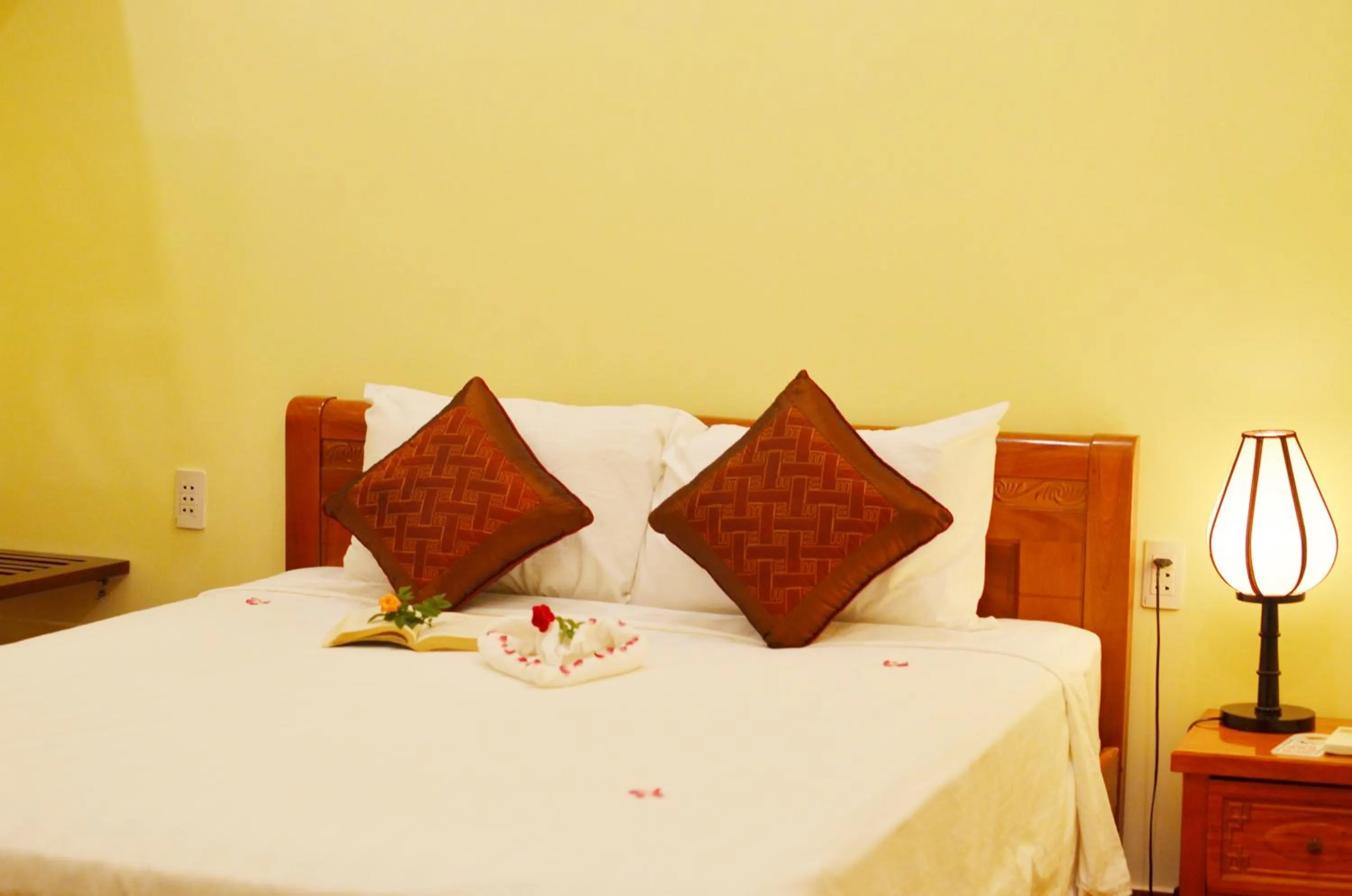 Bedroom, Bed in Panda Garden Homestay