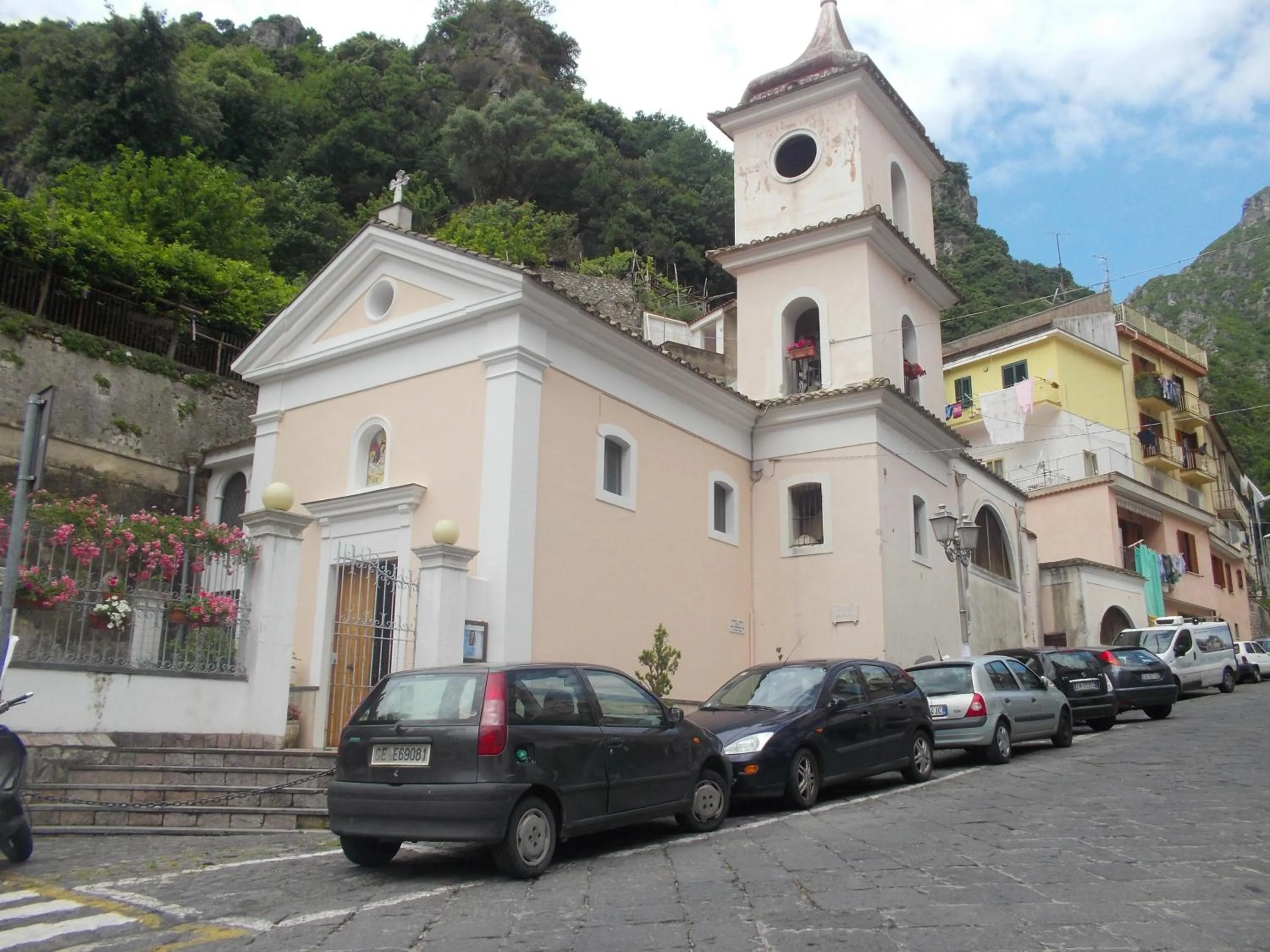 Neighbourhood in A Pastaiola