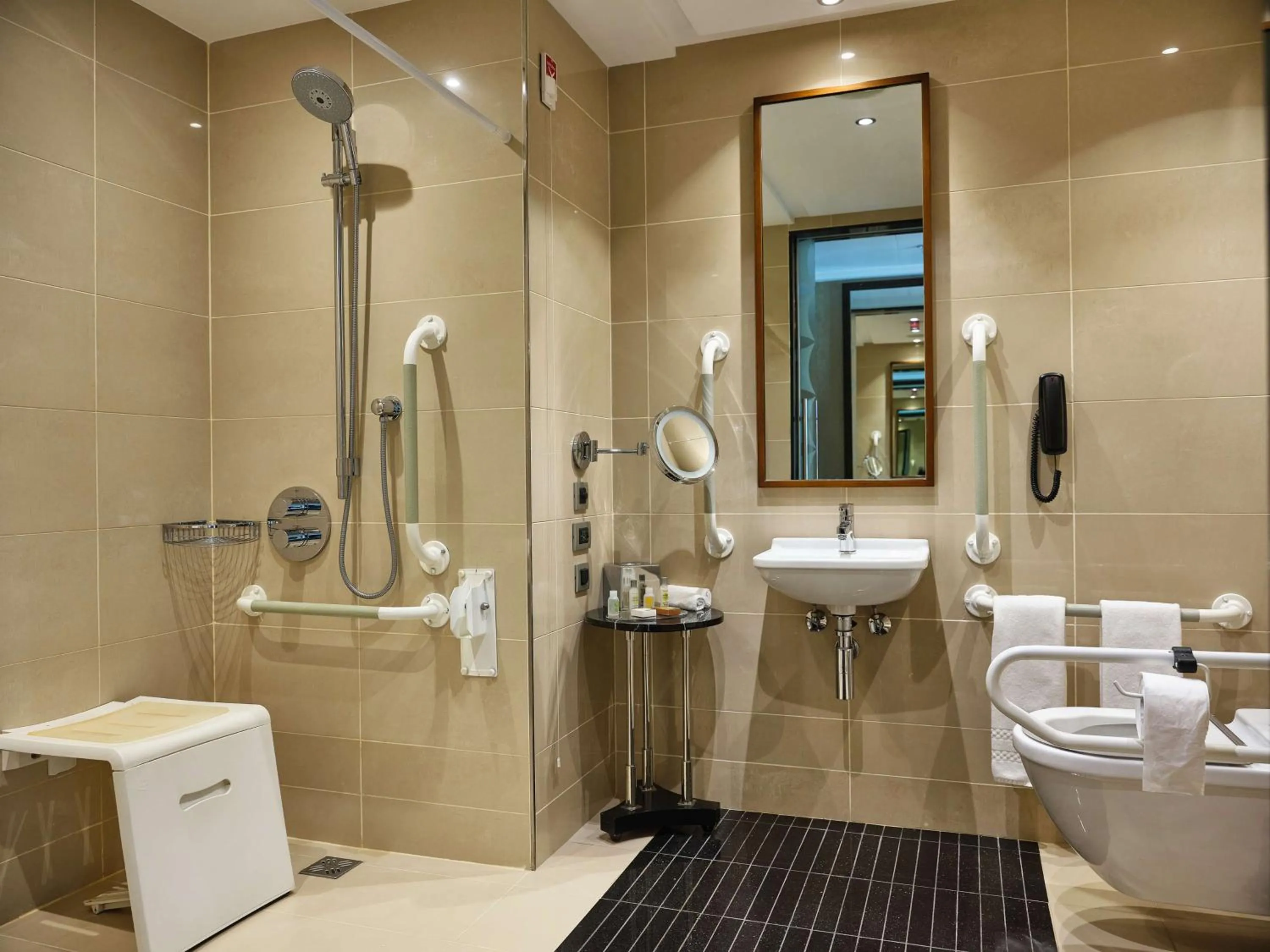 Bathroom in Hilton Baku