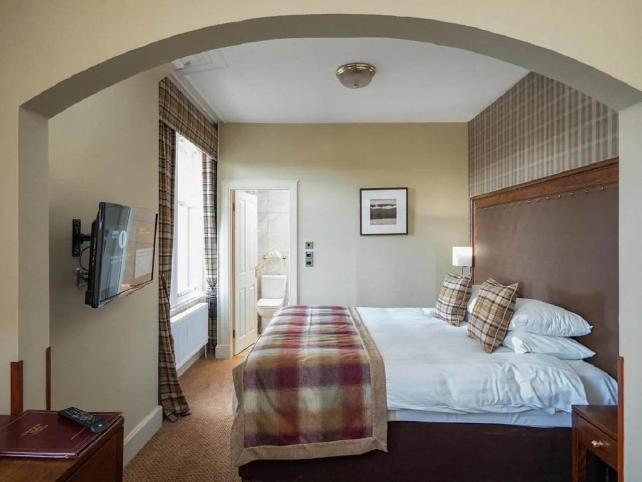 Bed in Cairngorm Hotel