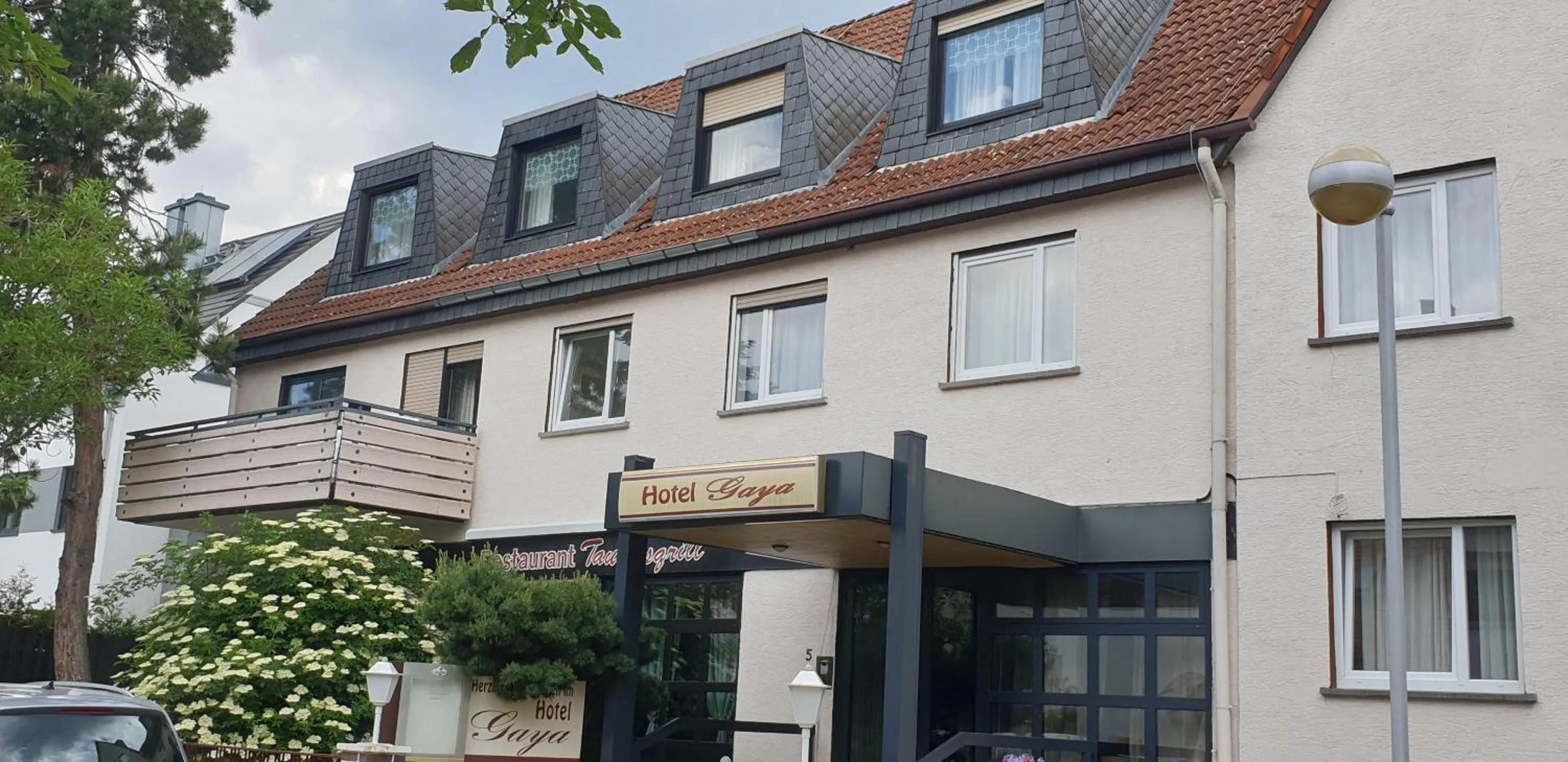 Facade/entrance in Hotel Gaya