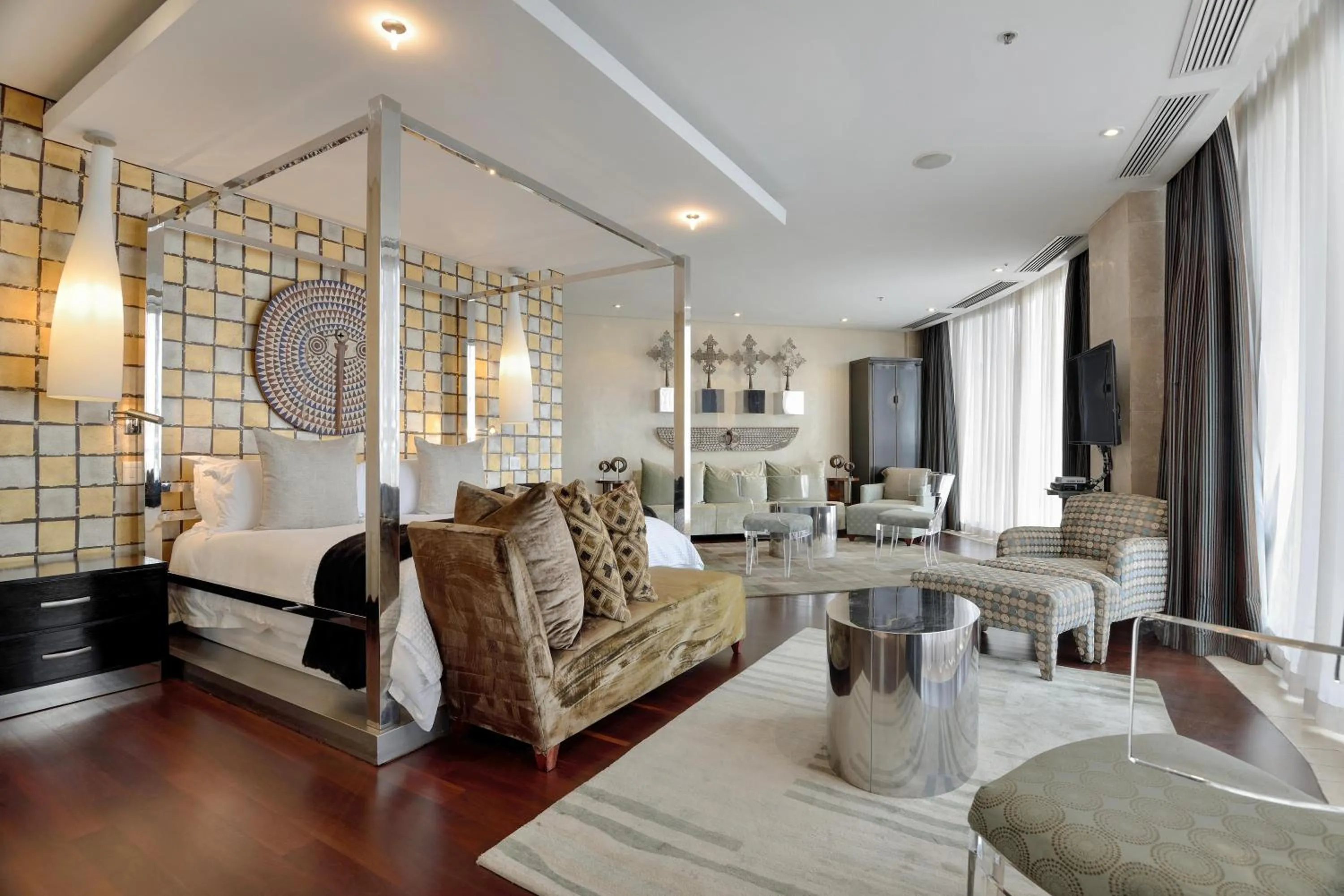 Photo of the whole room in The Michelangelo Towers