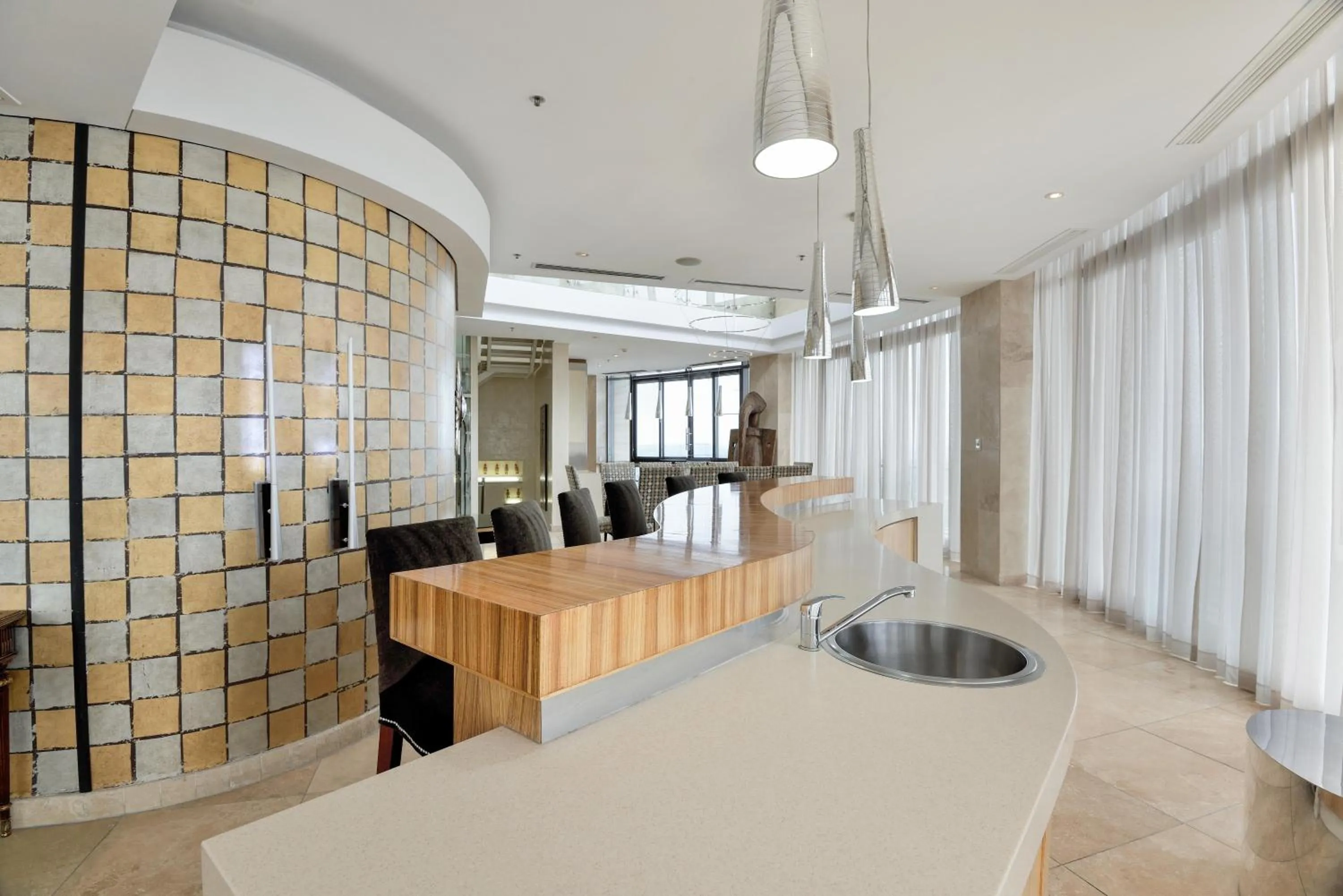 Photo of the whole room in The Michelangelo Towers