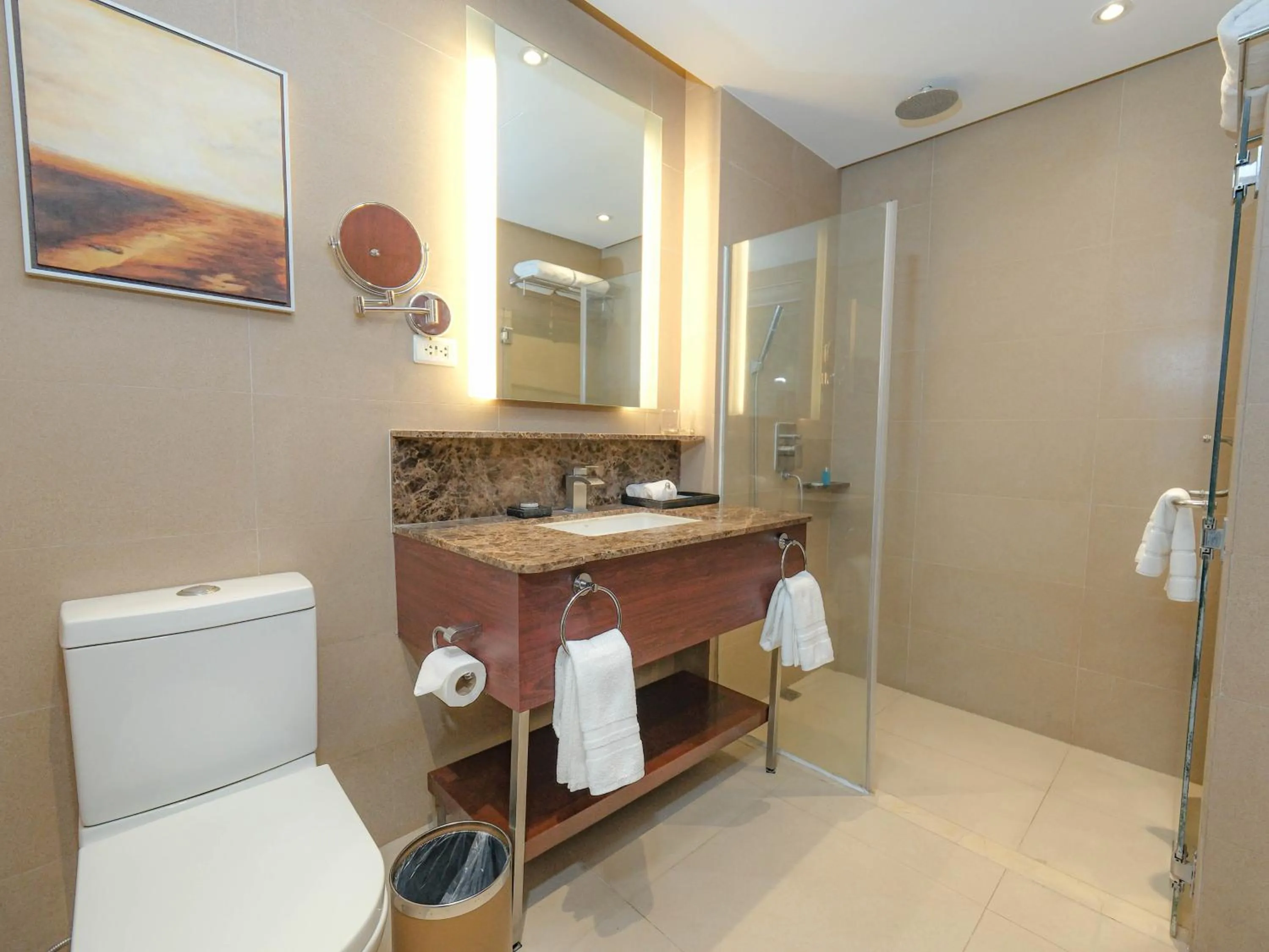 Bathroom in Widus Hotel Clark