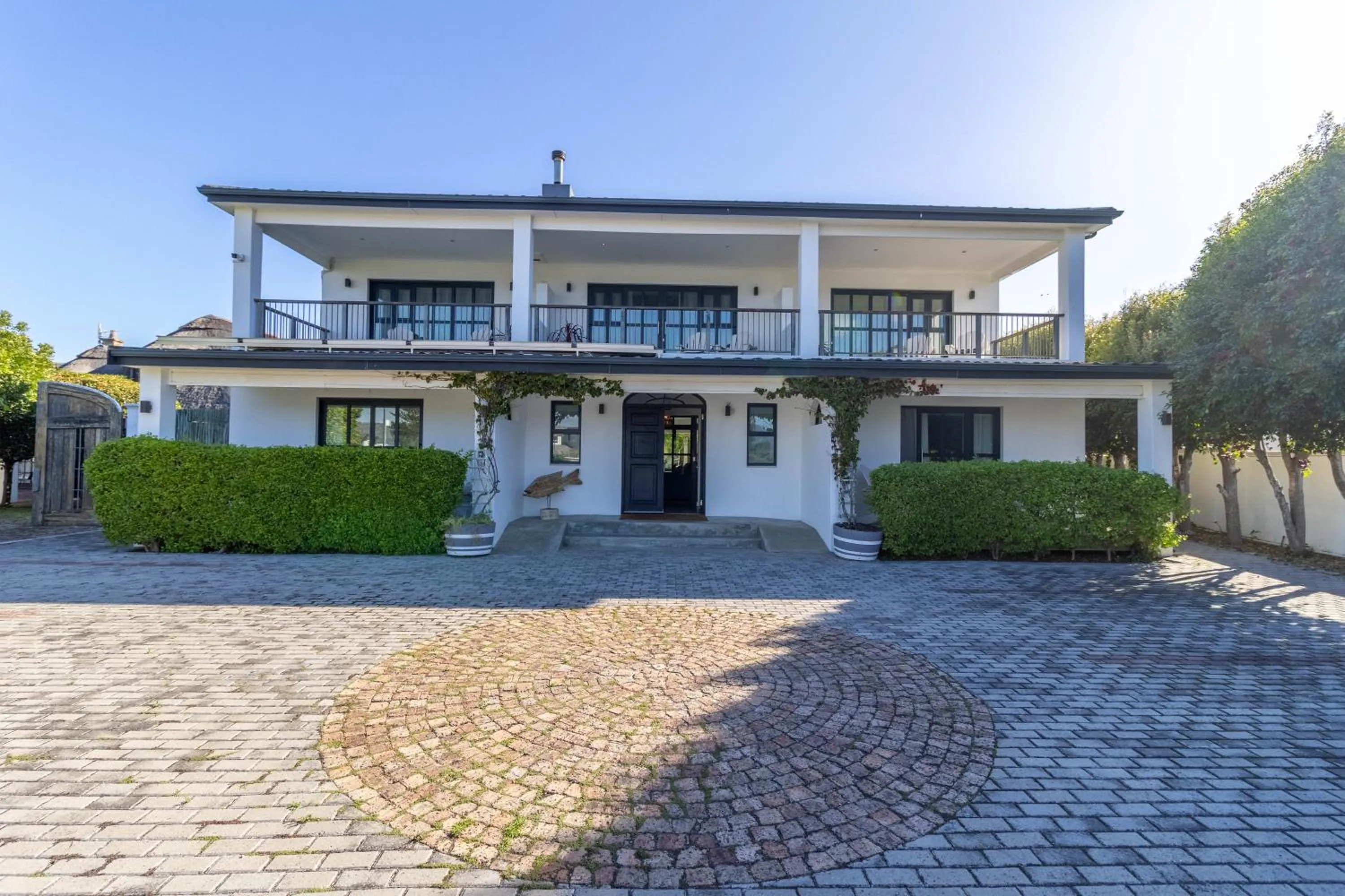Property building in Whale Rock Luxury Lodge