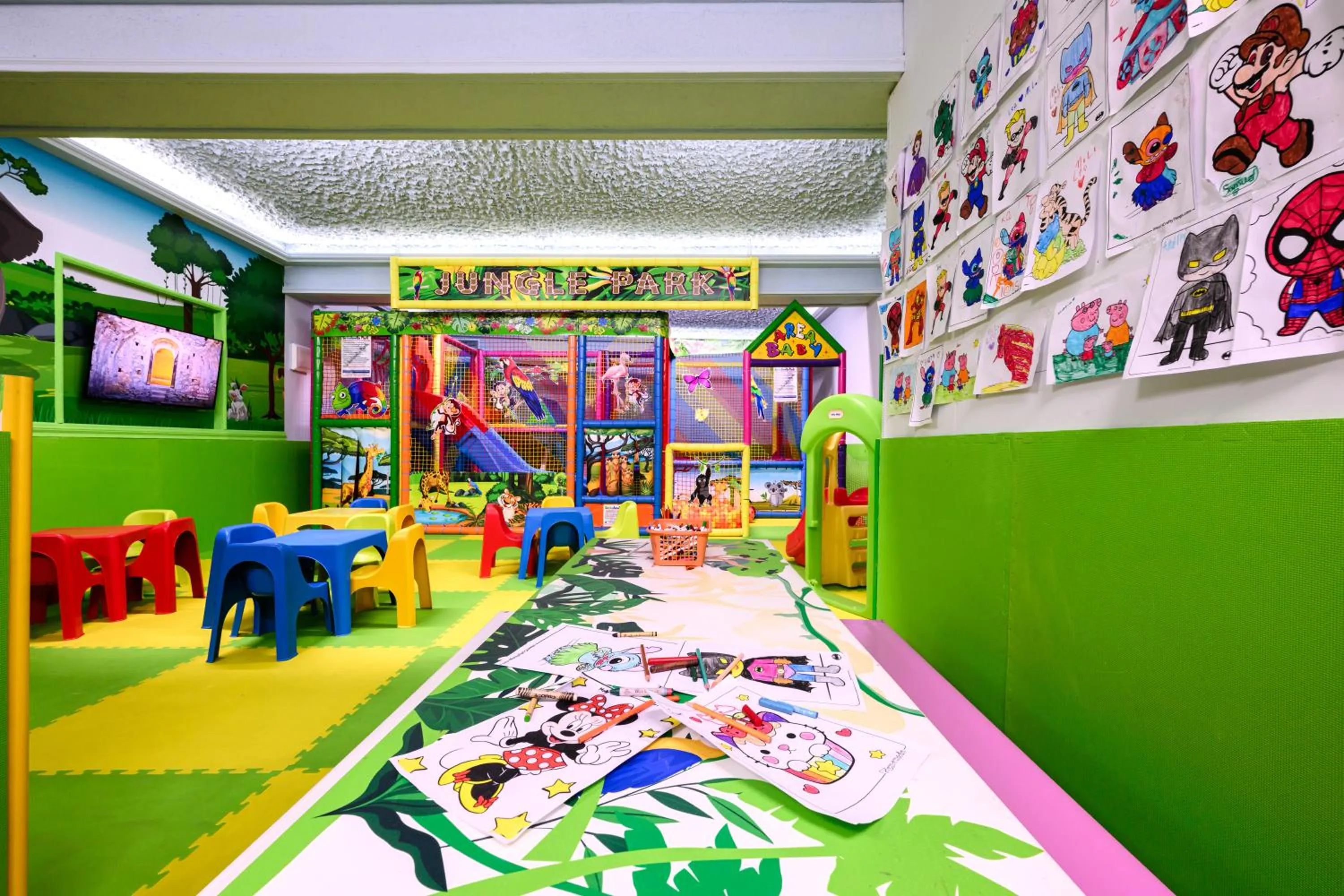 Kids's club in QAWRA Palace Resort & SPA