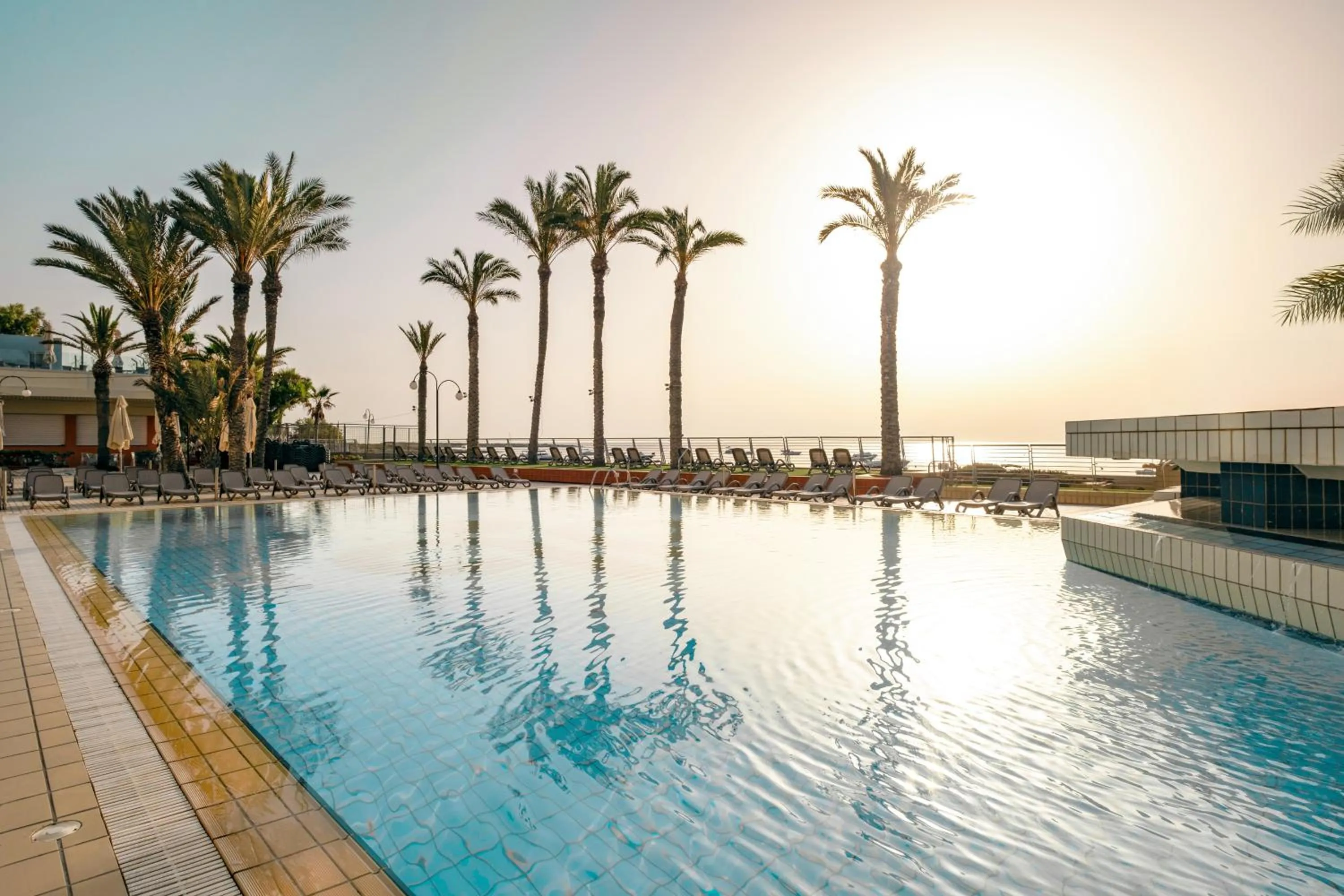 Swimming pool in QAWRA Palace Resort & SPA