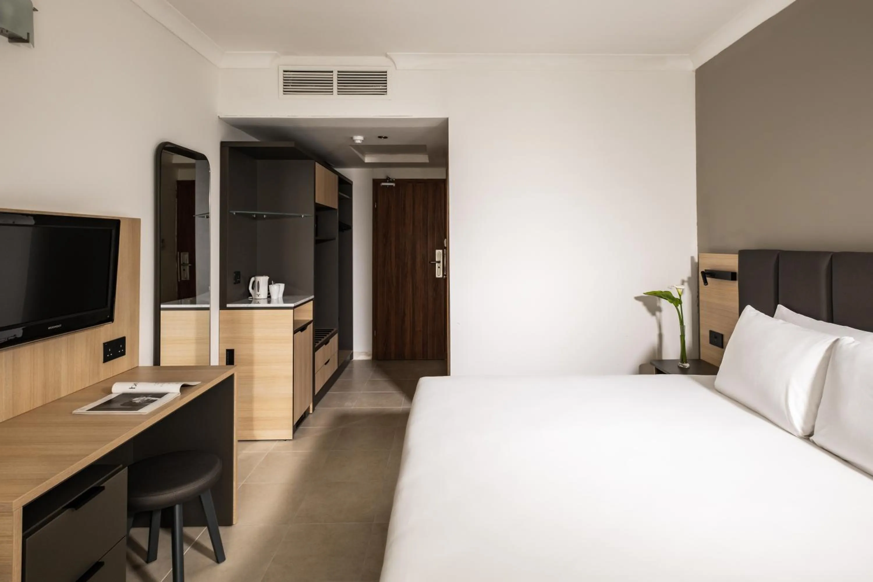 TV and multimedia, Bed in QAWRA Palace Resort & SPA