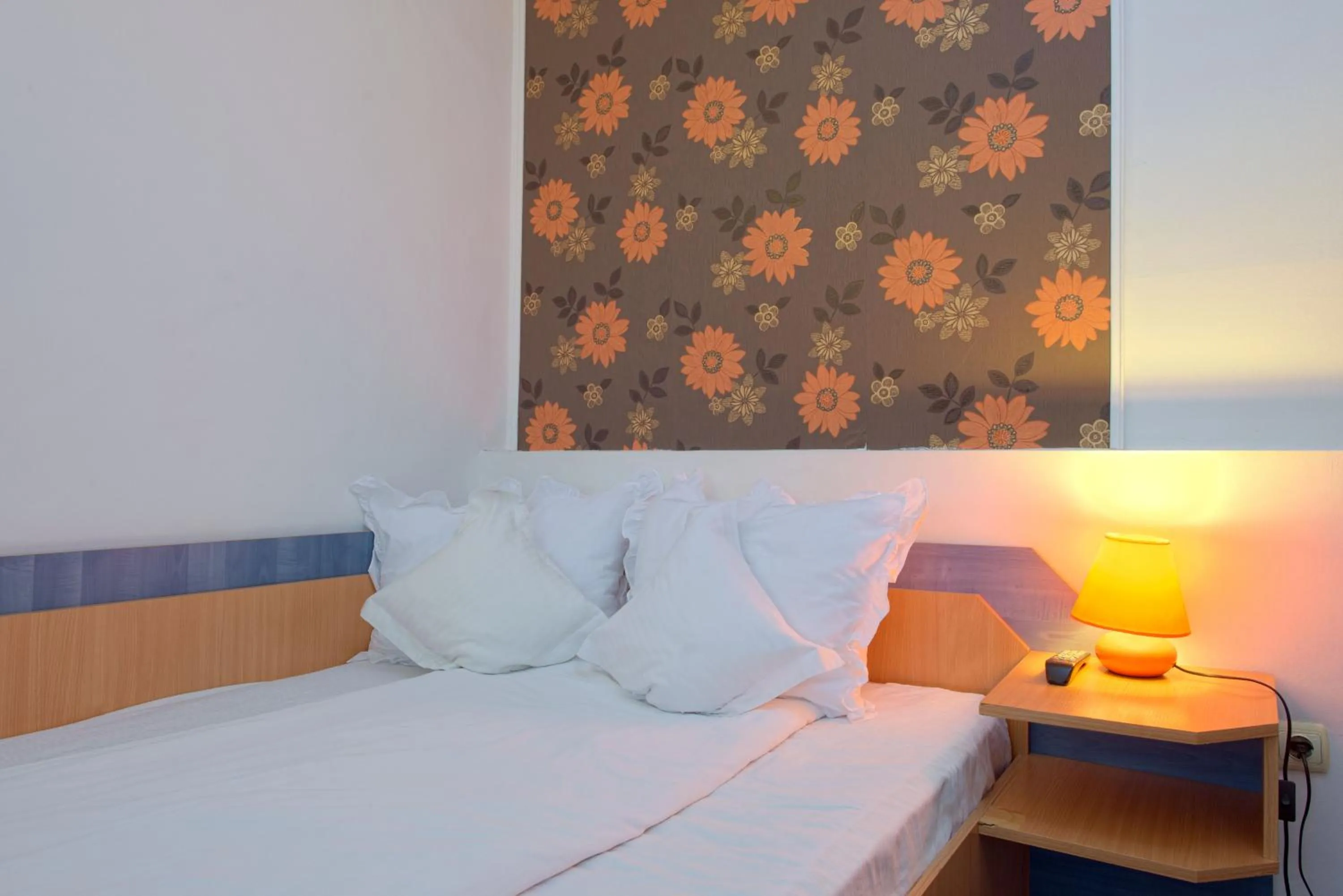 Photo of the whole room, Bed in Pensiunea Leo