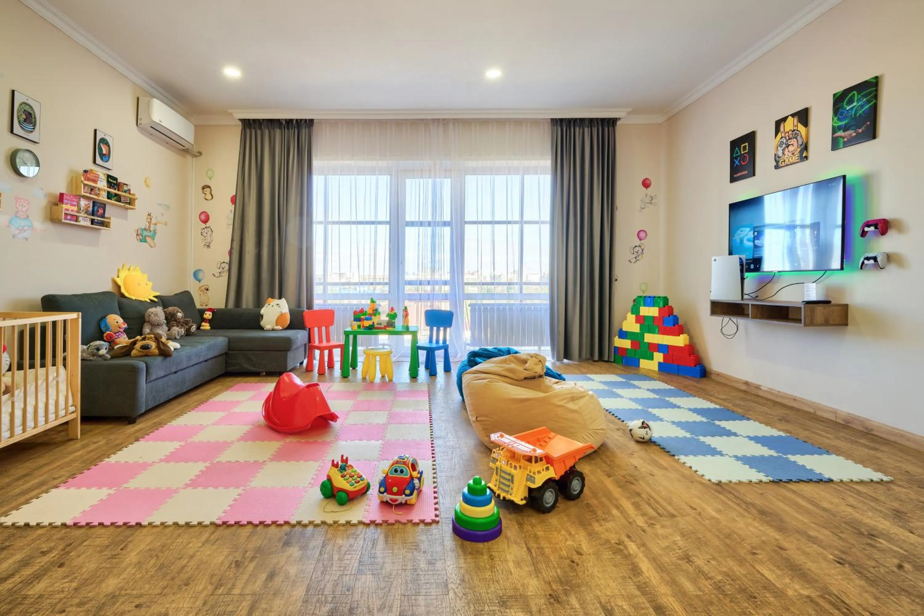 Children play ground in Aisha Bibi Hotel & Spa