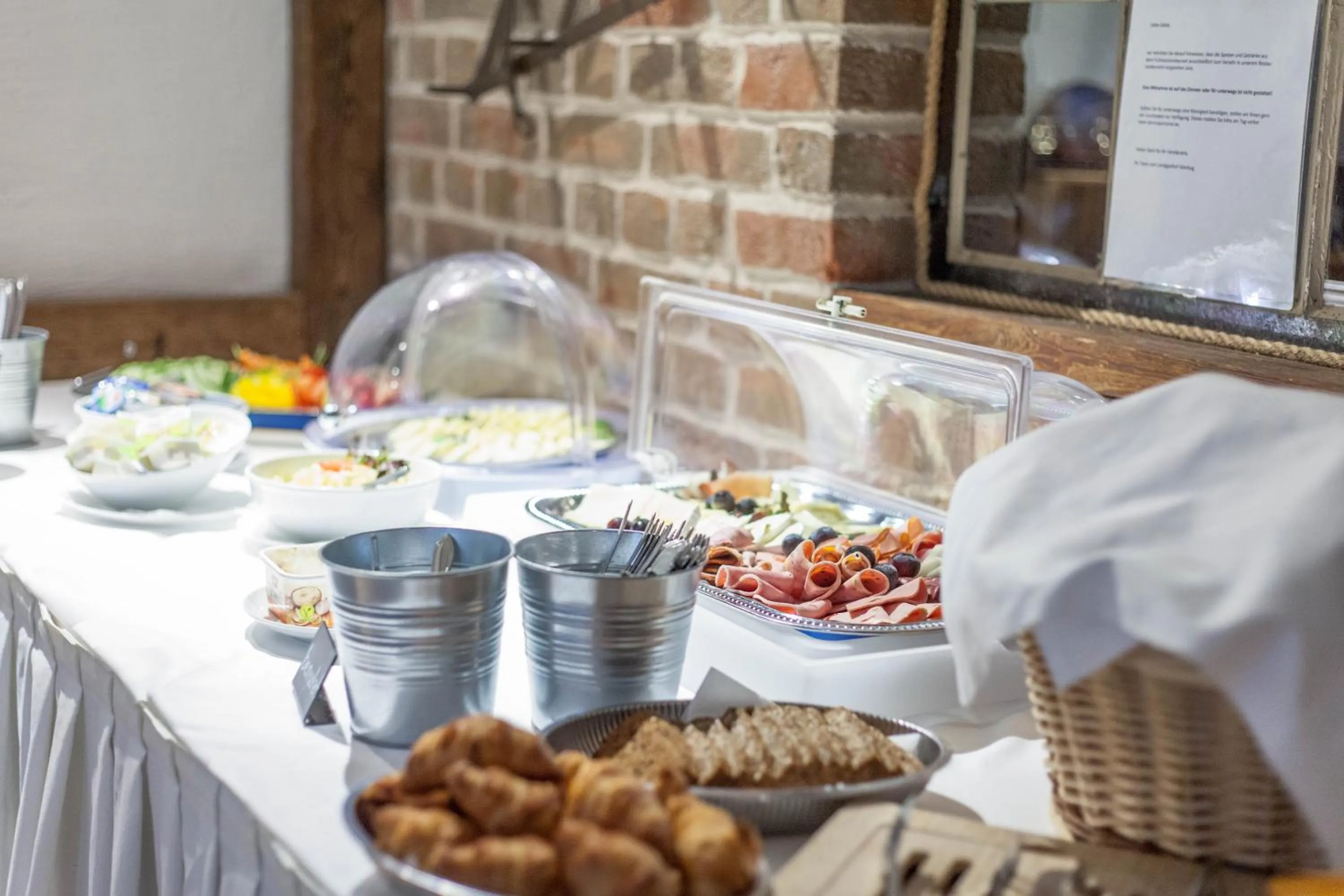 Food and drinks in Project JUNE - ehemals Landgasthof Jüterbog