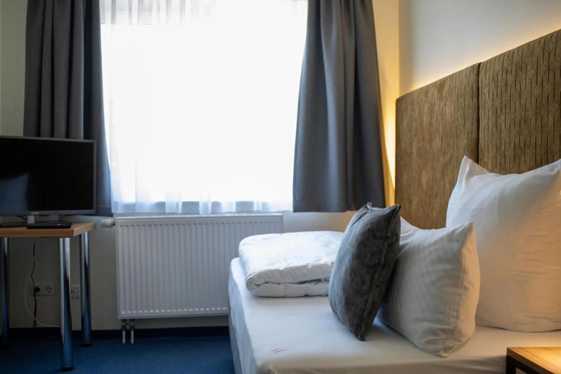 Bed in Project JUNE - ehemals Landgasthof Jüterbog