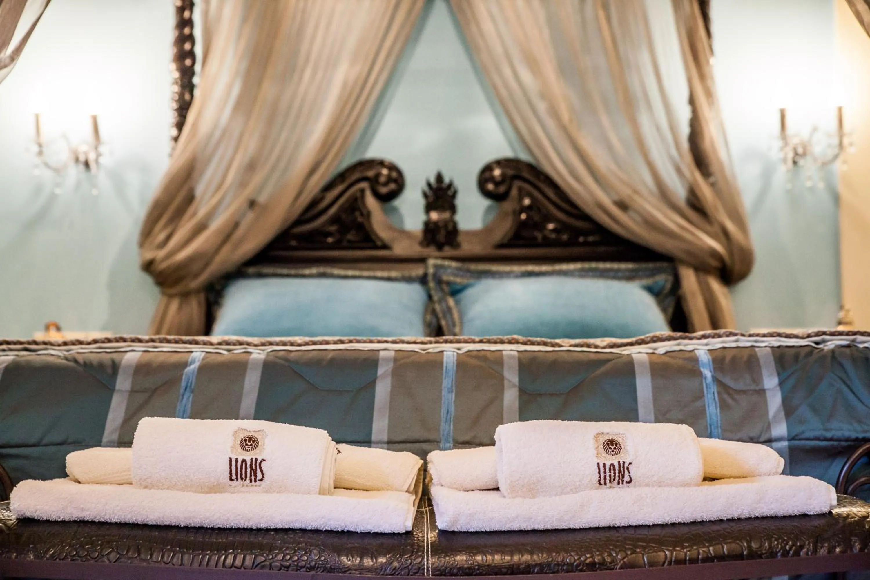 Decorative detail, Bed in Lions Nine