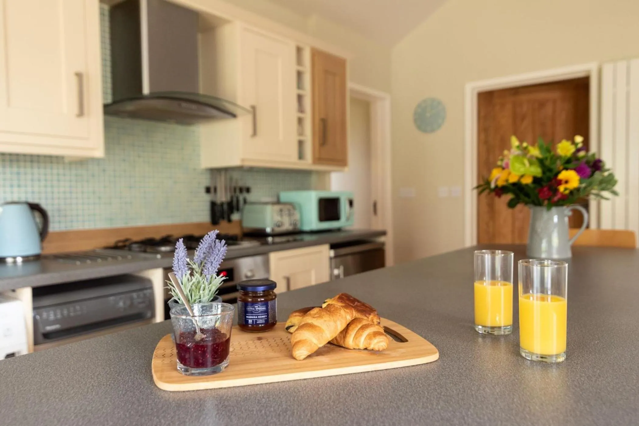Dining area in Tor Farm Lodge