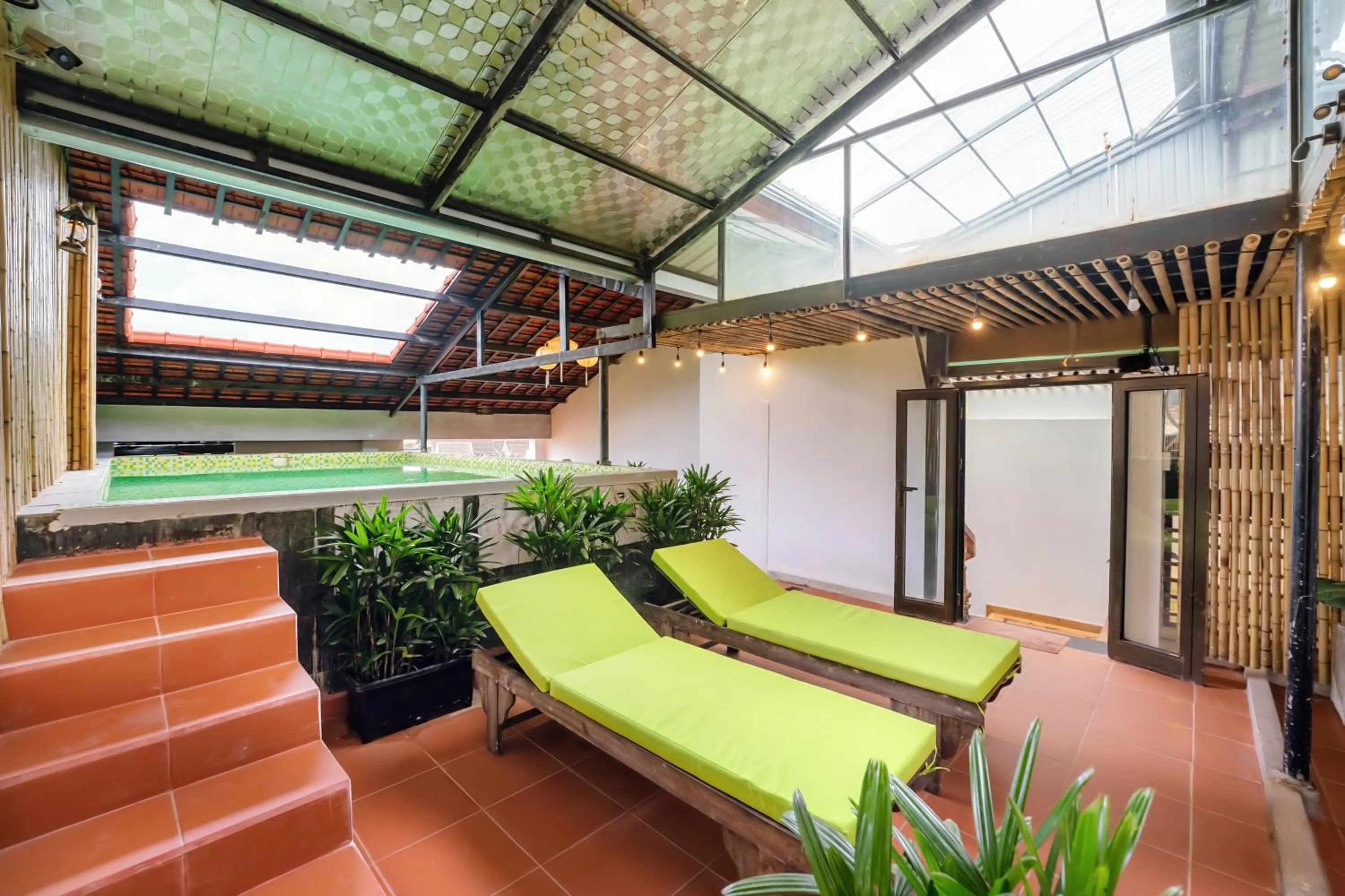 La An Old Town Hotel