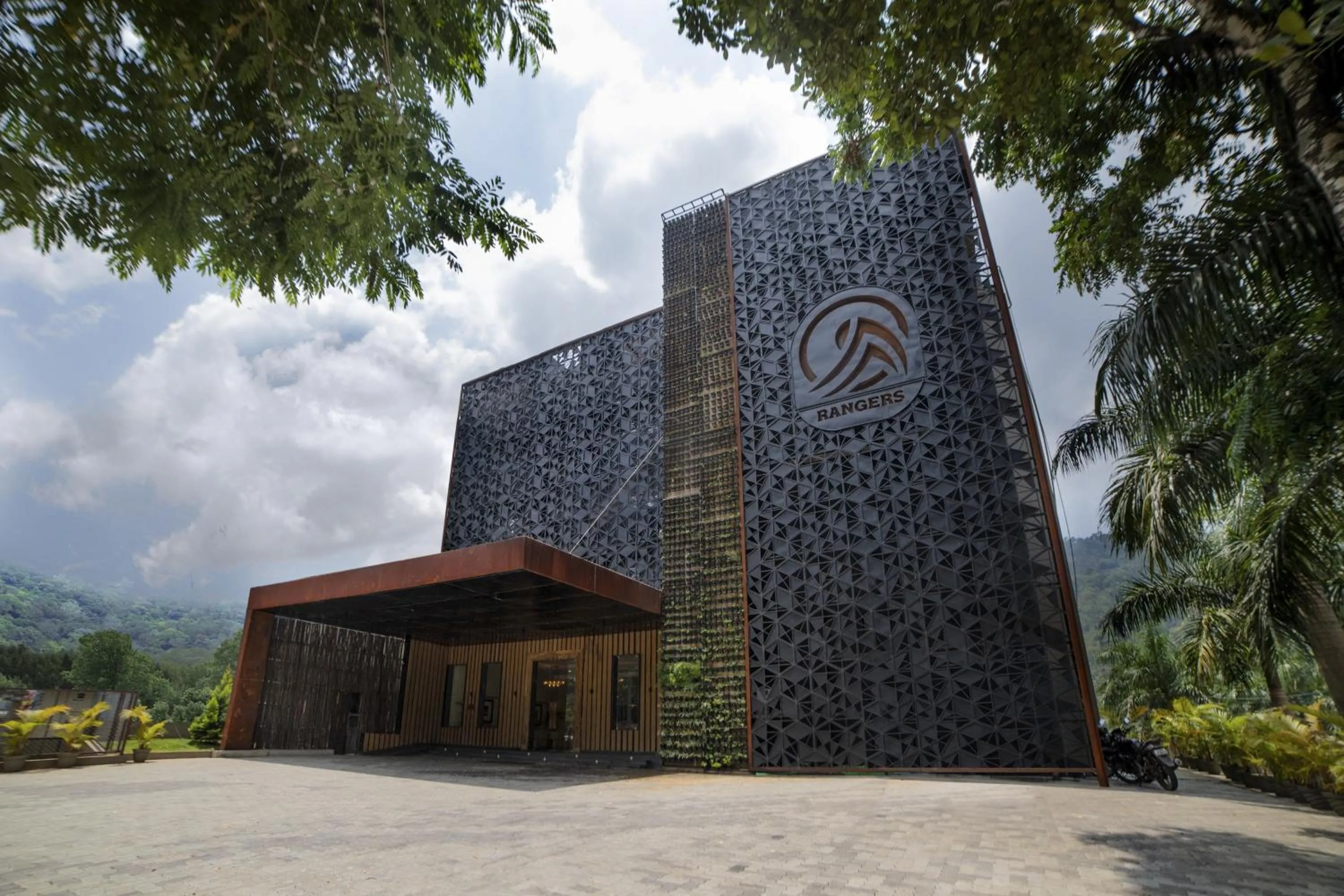 Property building in juSTa Rangers Munnar