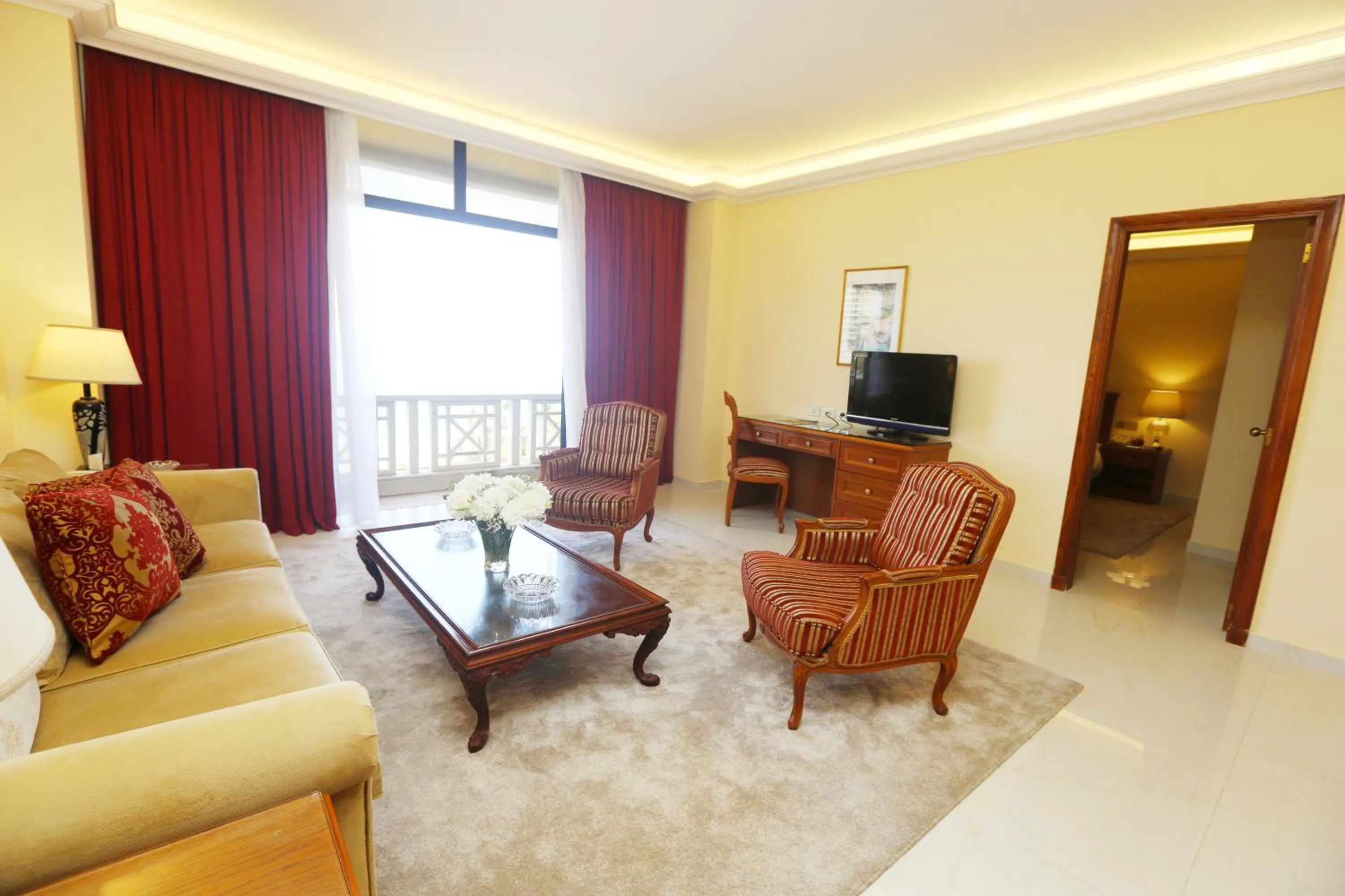 TV and multimedia in Bayview Hotel Beirut