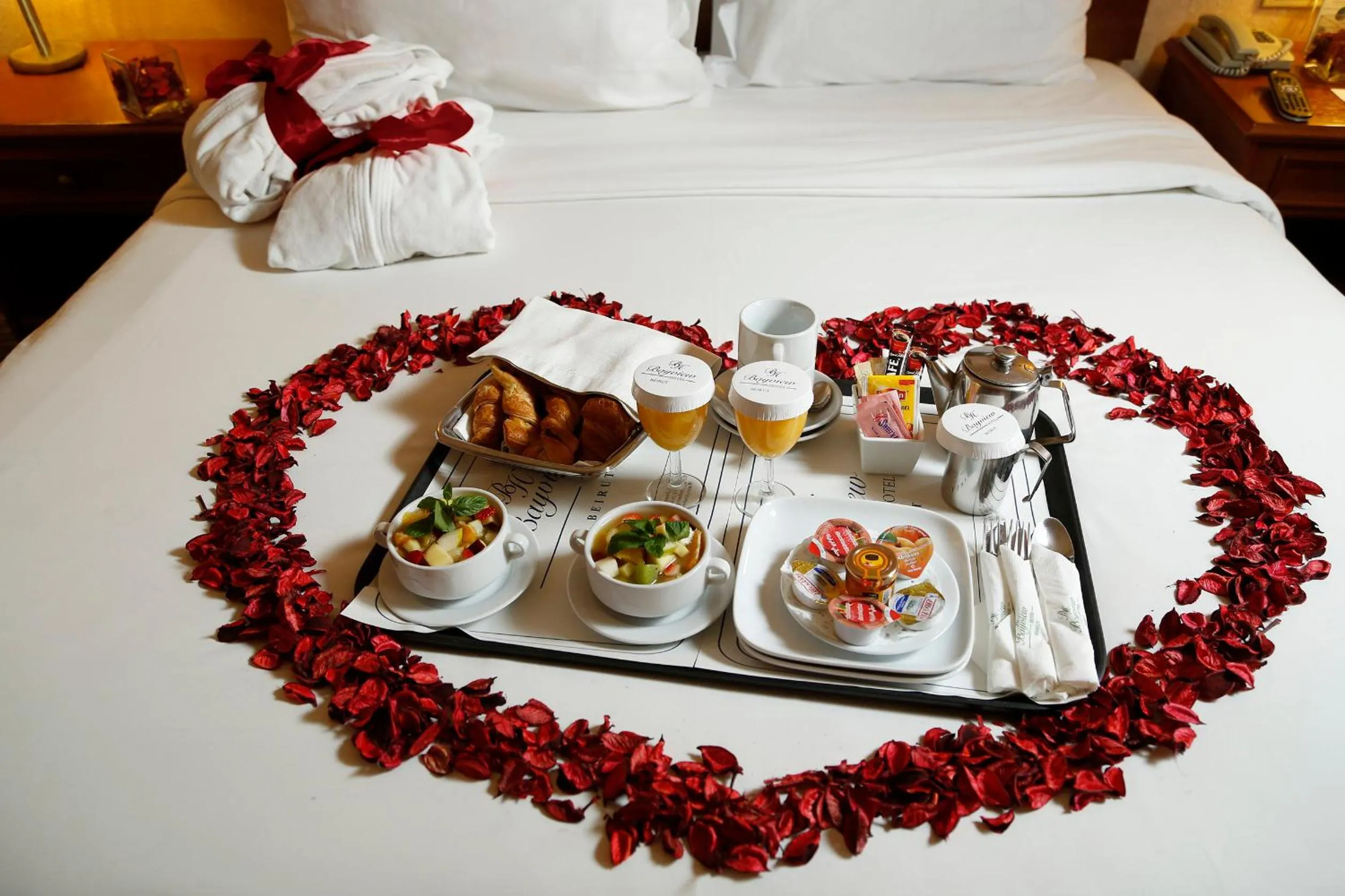 Time of day in Bayview Hotel Beirut